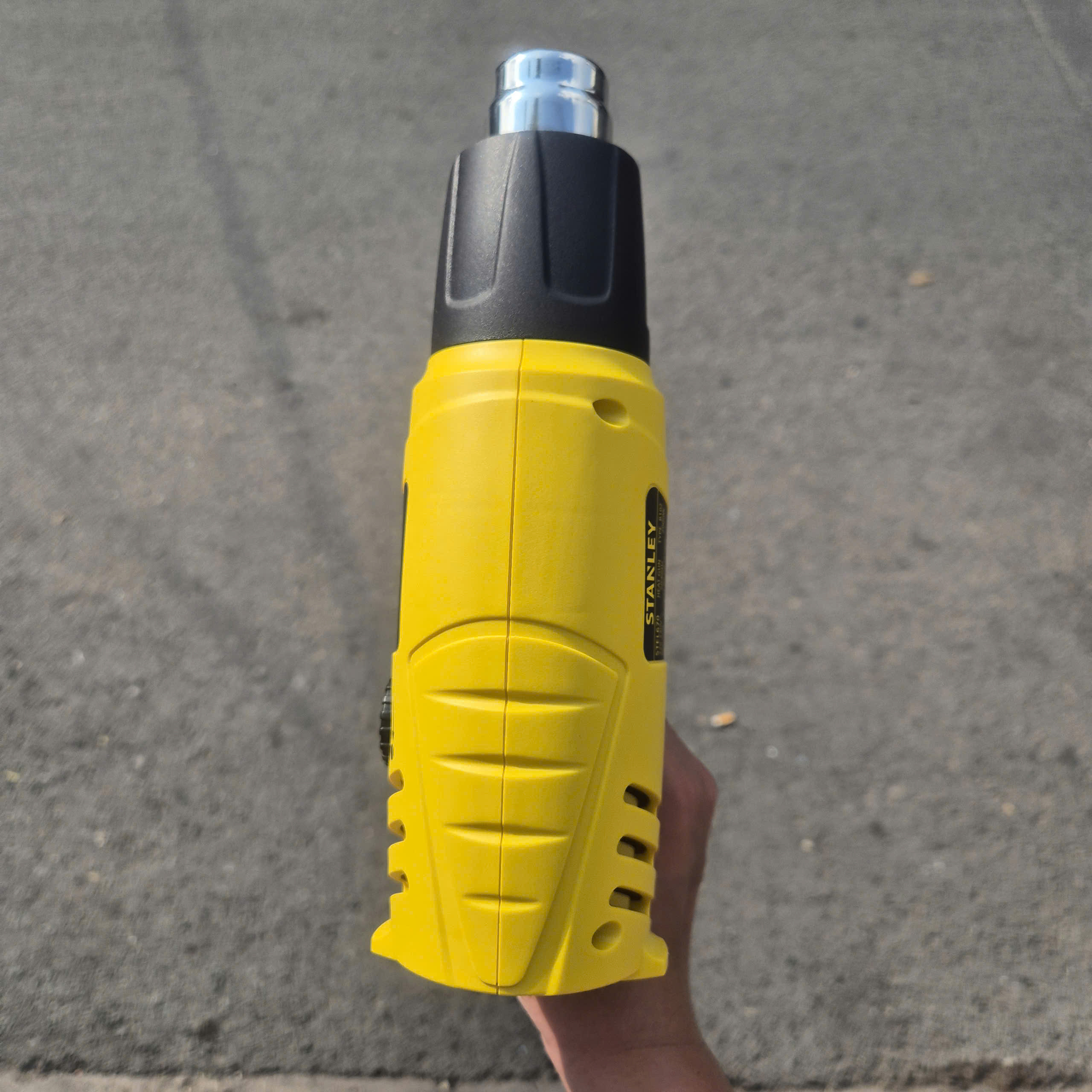 Máy thổi hơi nóng Stanley STEL 670, 2000W