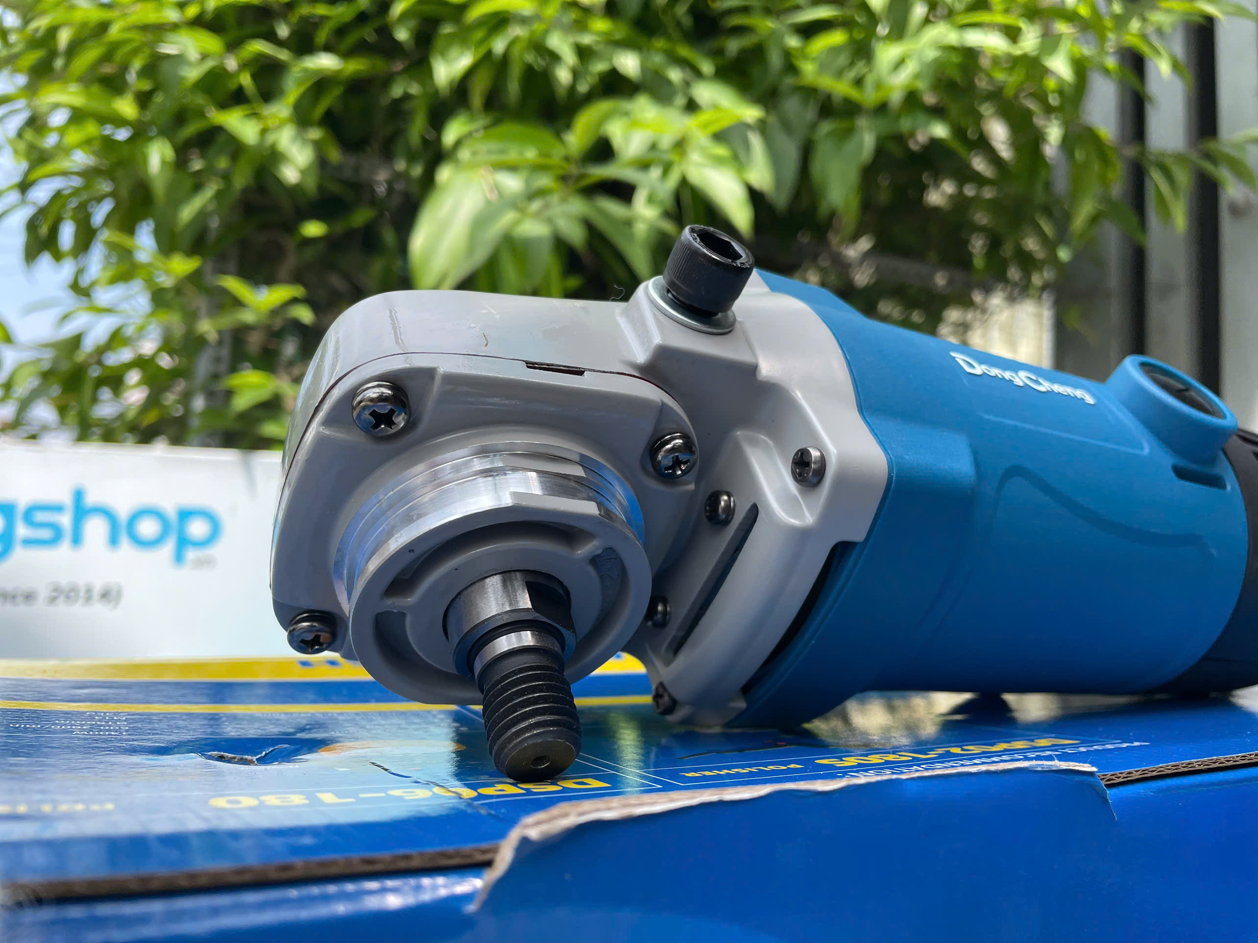Máy đánh bóng Dongcheng DSP04 180