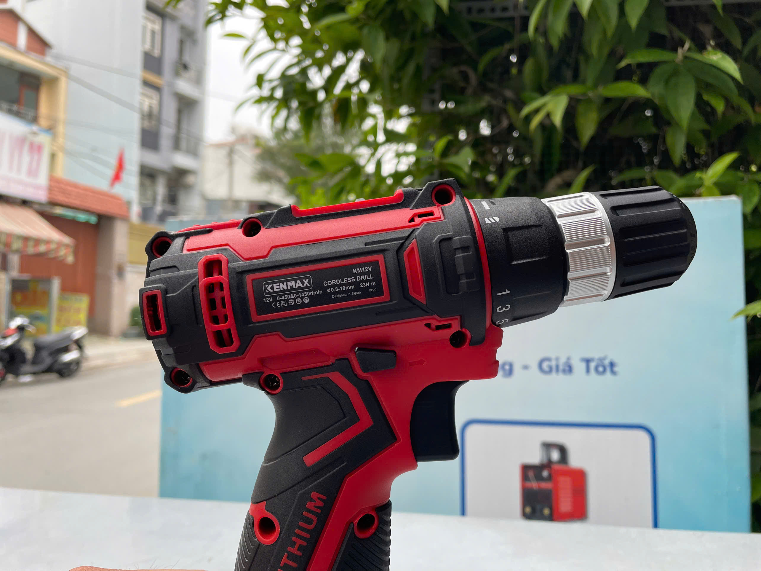 Máy khoan Pin KENMAX KM12V  ( 2 pin 1.5Ah, sạc)