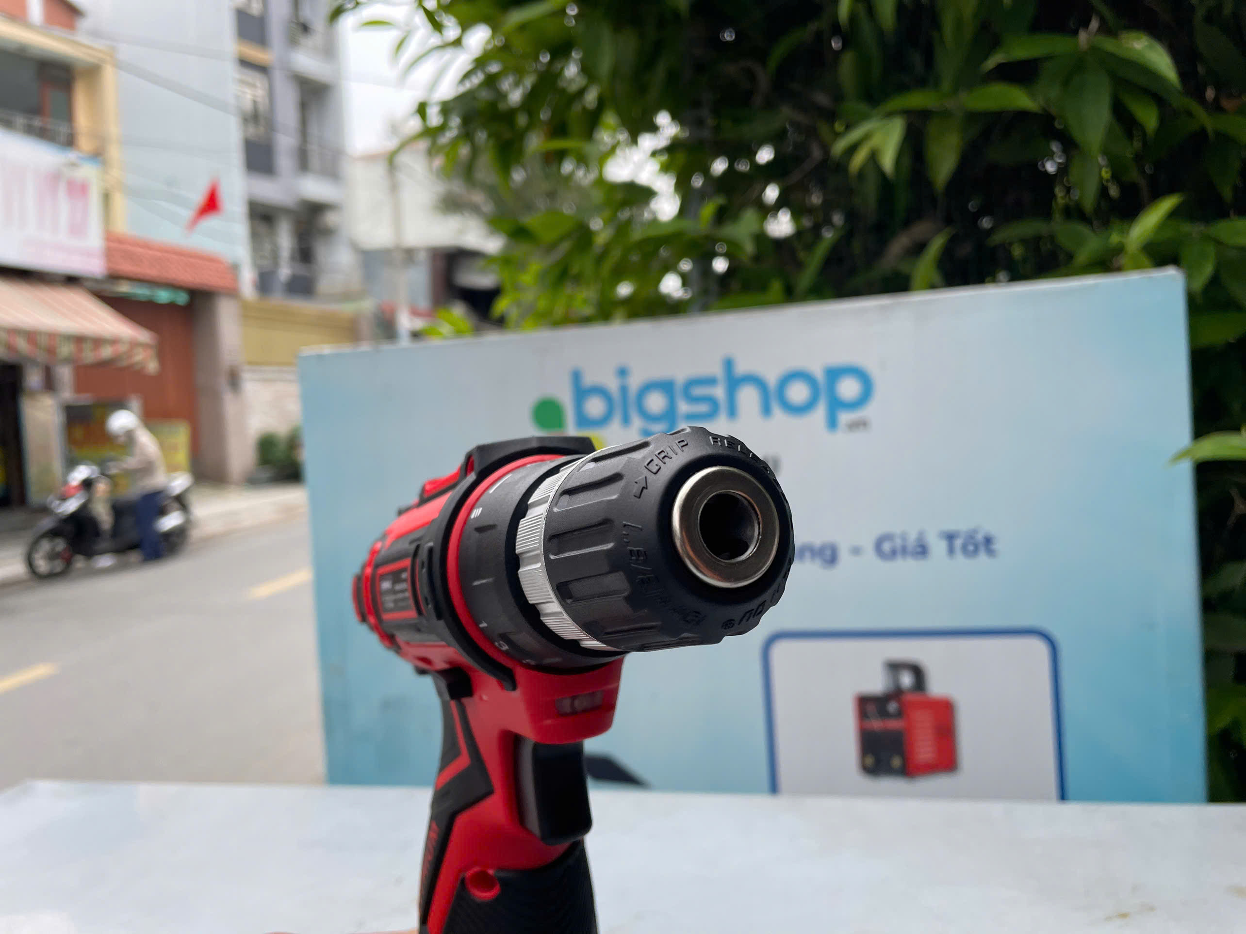 Máy khoan Pin KENMAX KM12V  ( 2 pin 1.5Ah, sạc)