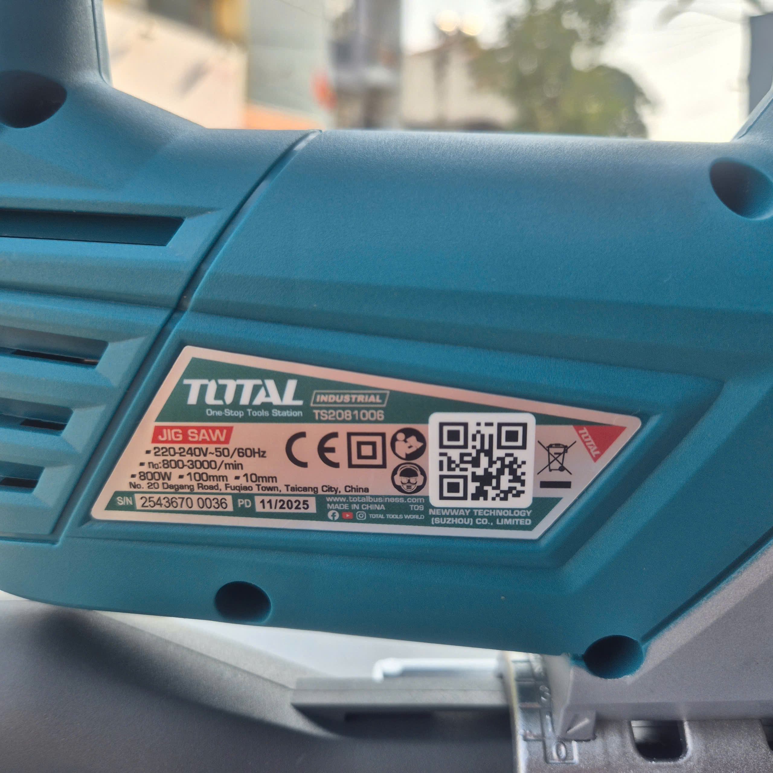 Máy cưa lọng Total TS2081006, CS 800W