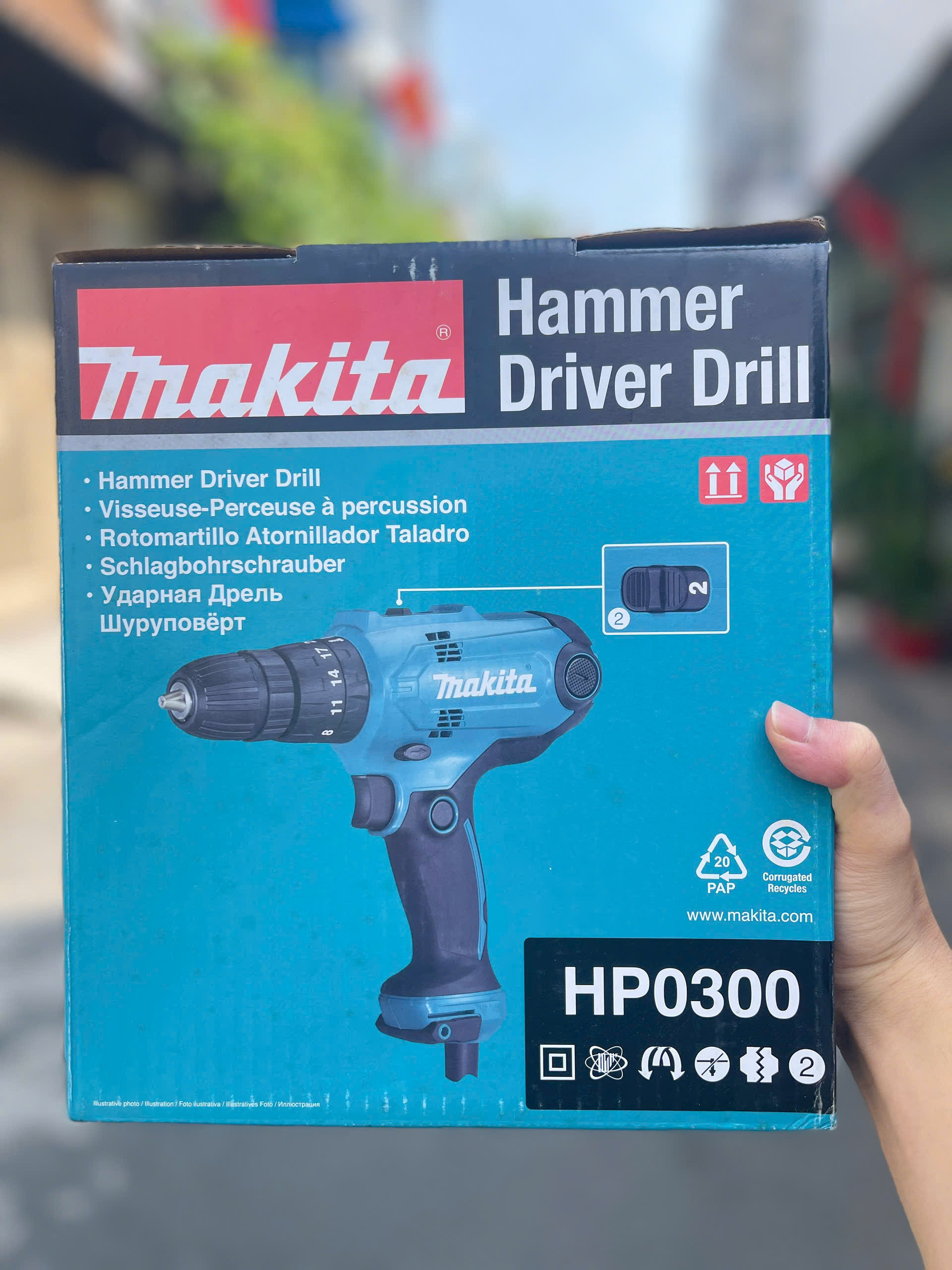 Máy khoan và vặn vít Makita HP0300