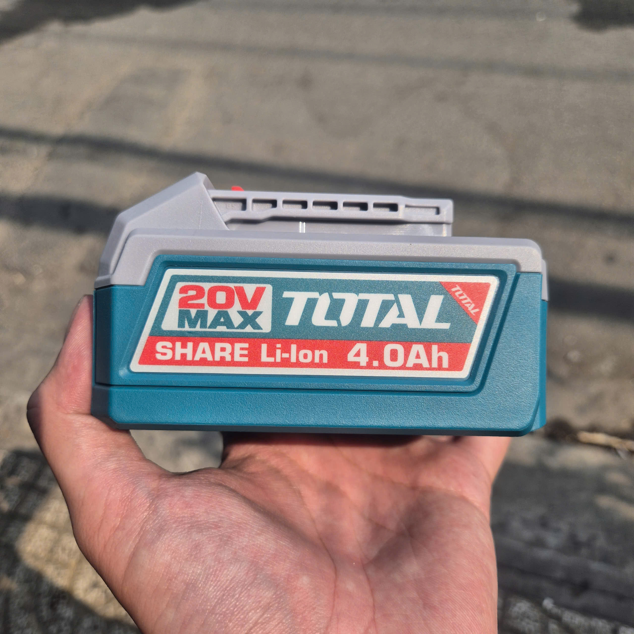 Pin Lithium 20V/4Ah Total TFBLI20021