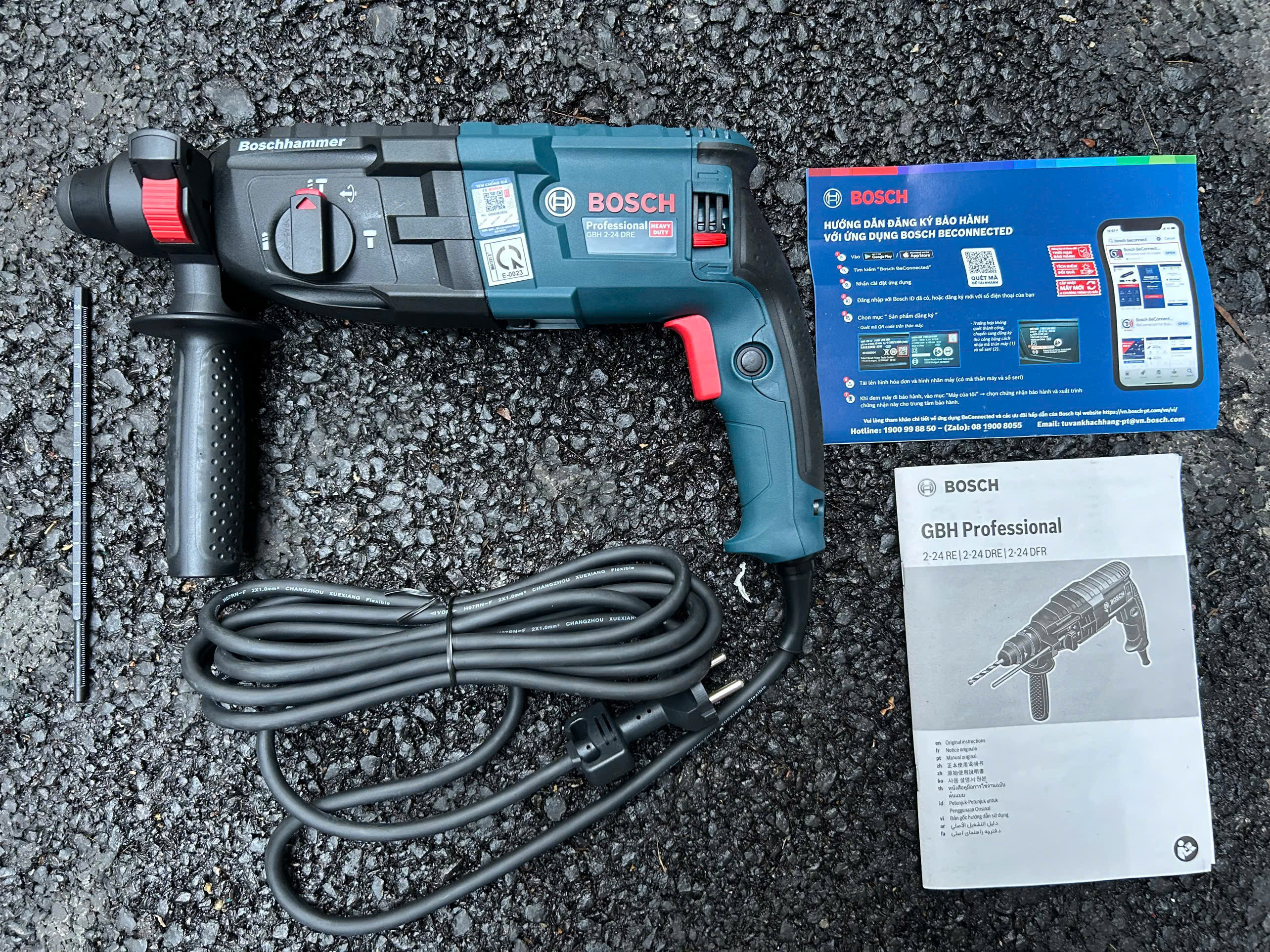 Máy khoan bê tông Bosch GBH2-24DRE  ( kèm phụ kiện)