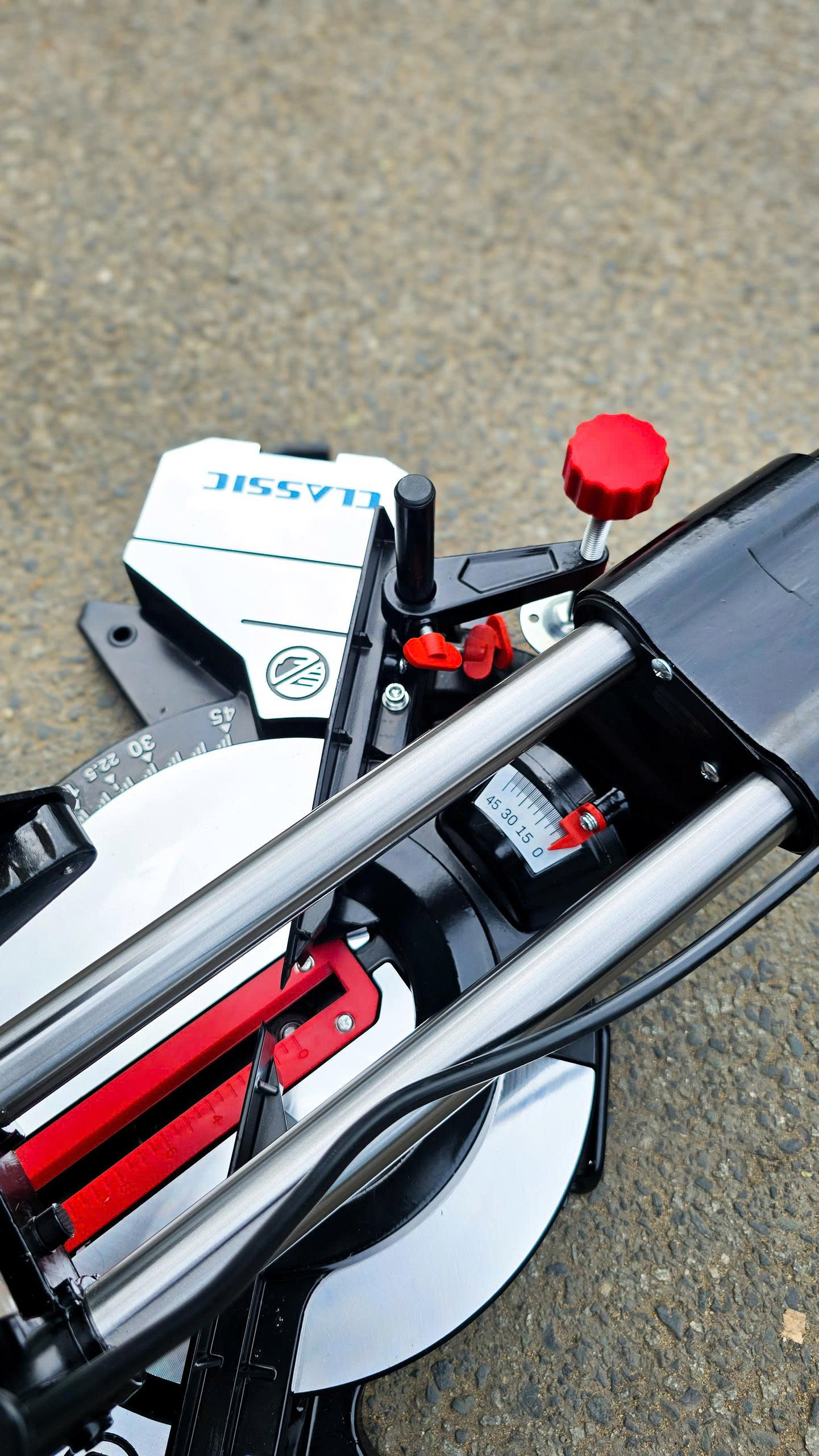 Máy cắt đa năng (thanh trượt) Classic CLA-1030A ( Tặng kèm đĩa cắt gỗ  255MM ) 