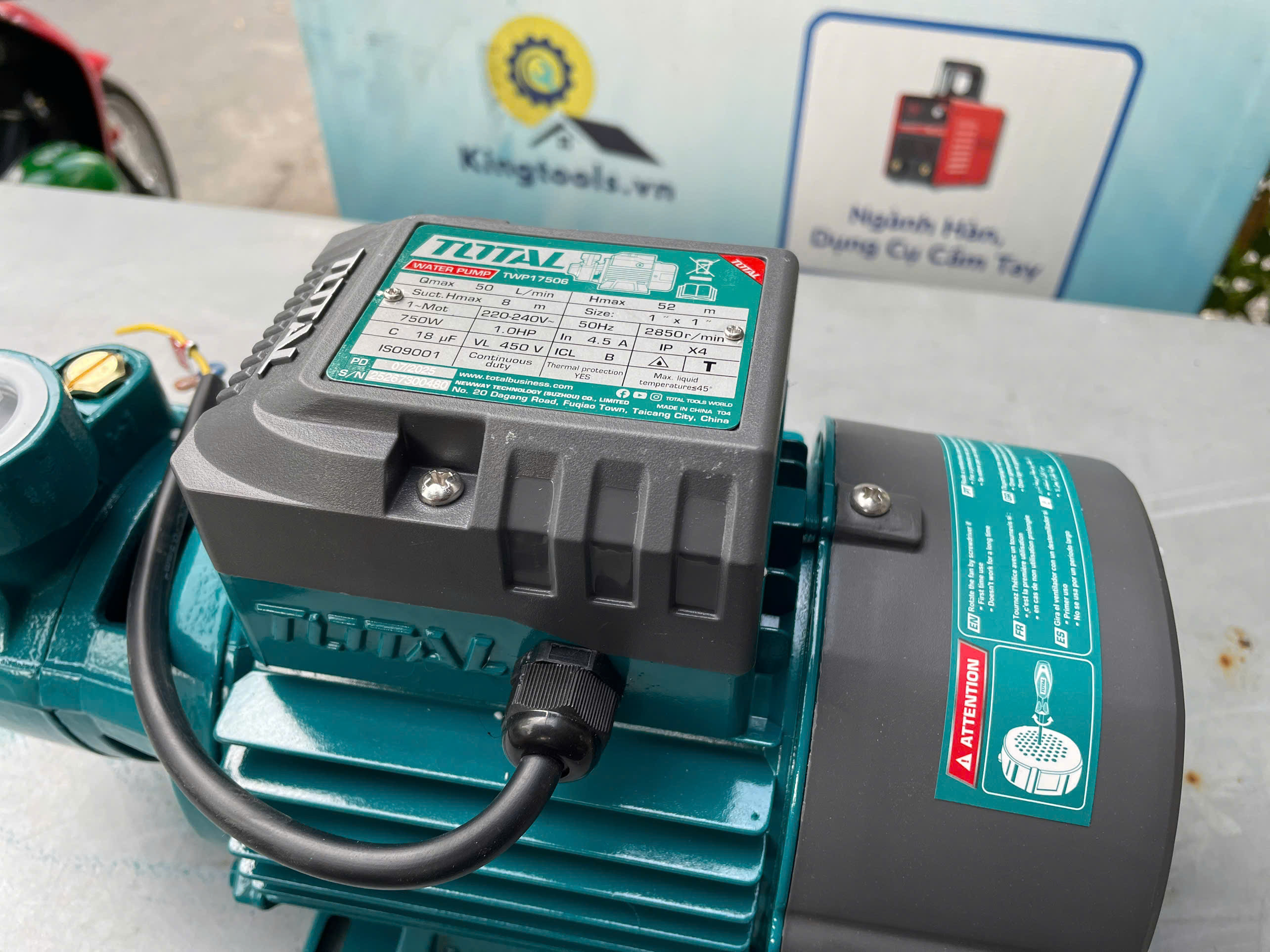 Máy bơm nước TOTAL TWP17506, cs 750W (1HP)