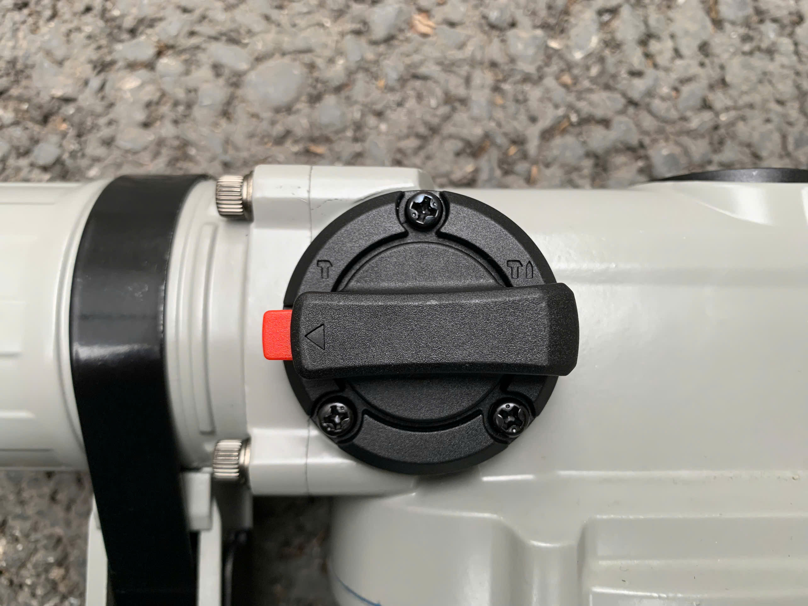 Máy khoan đục bê tông DCA AZC04-30, cs 960W