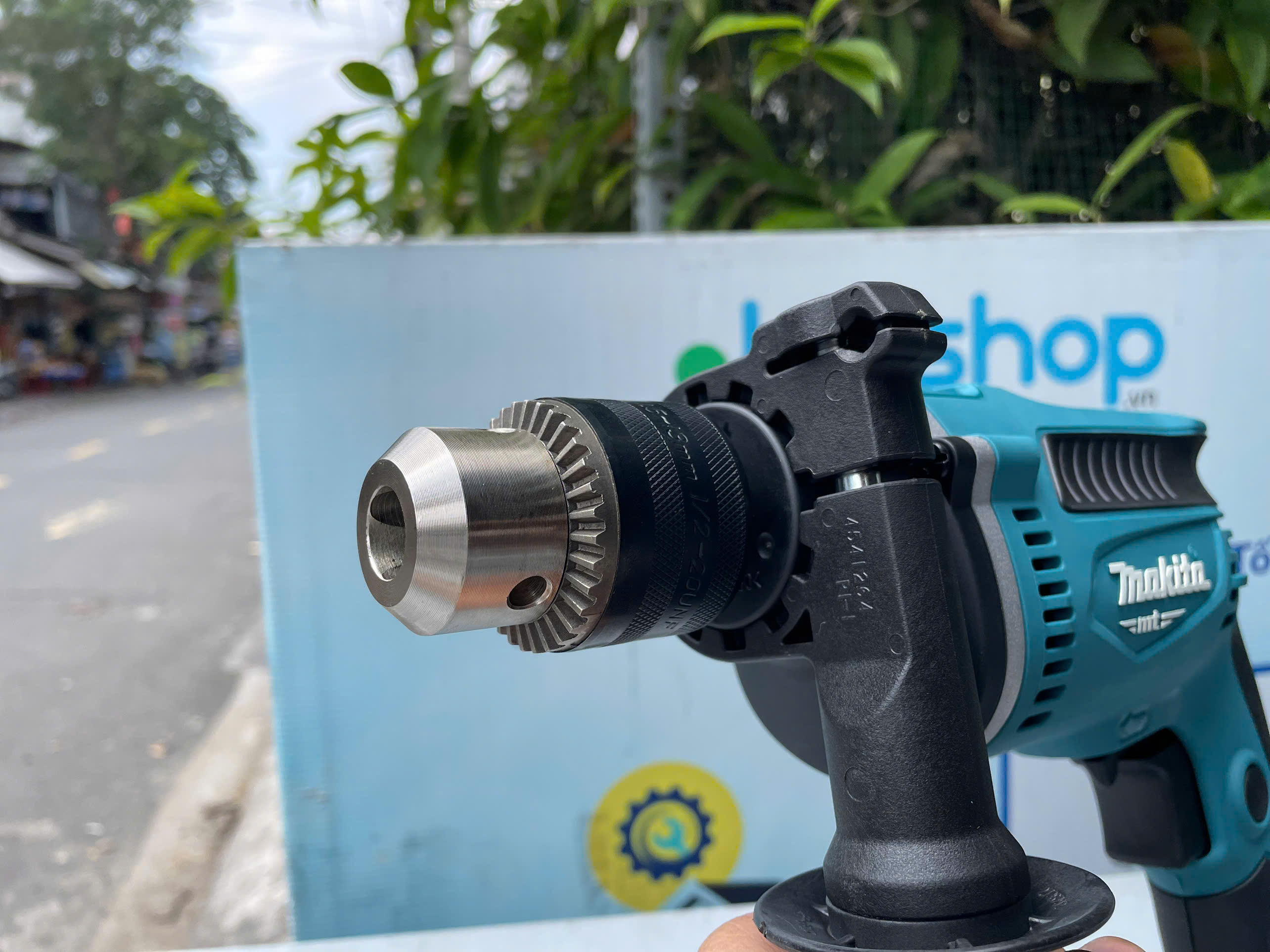 Máy khoan bê tông 13mm Makita M8103KX2B