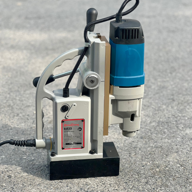 Máy khoan từ Dongcheng DJC23, 220V, 1500W