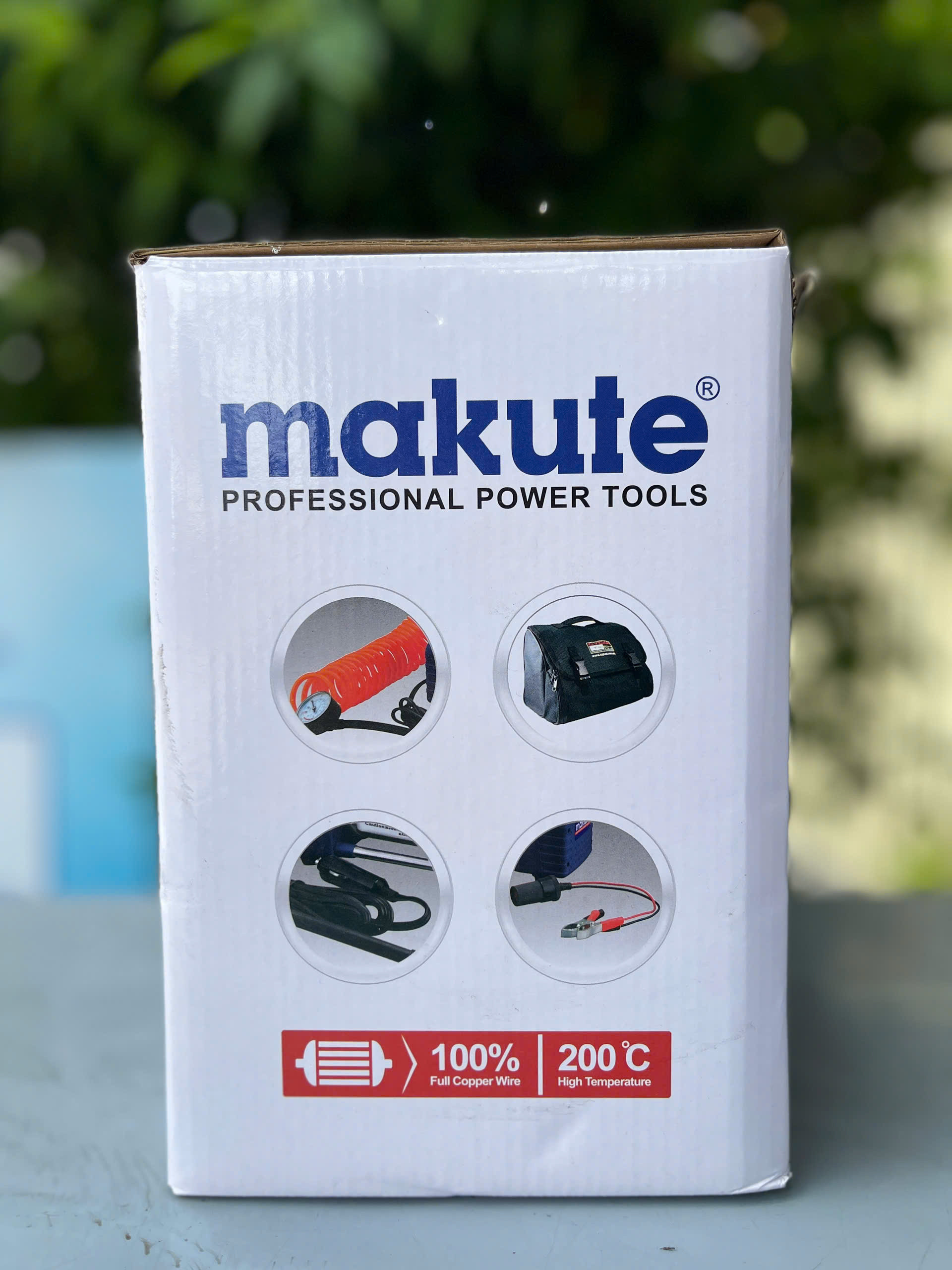 Bơm lốp xe hơi Makute, 2 xi lanh MAC1202