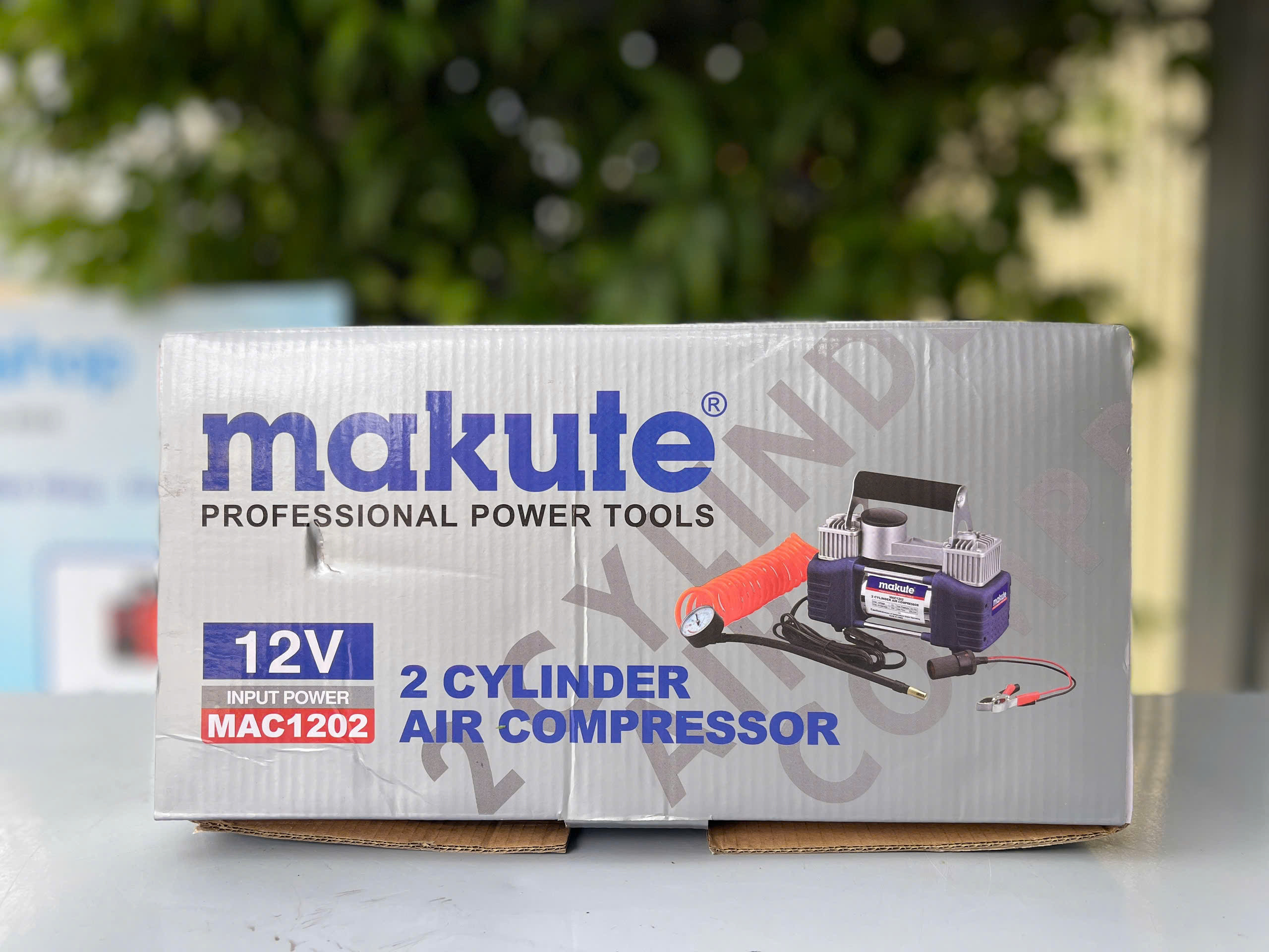 Bơm lốp xe hơi Makute, 2 xi lanh MAC1202