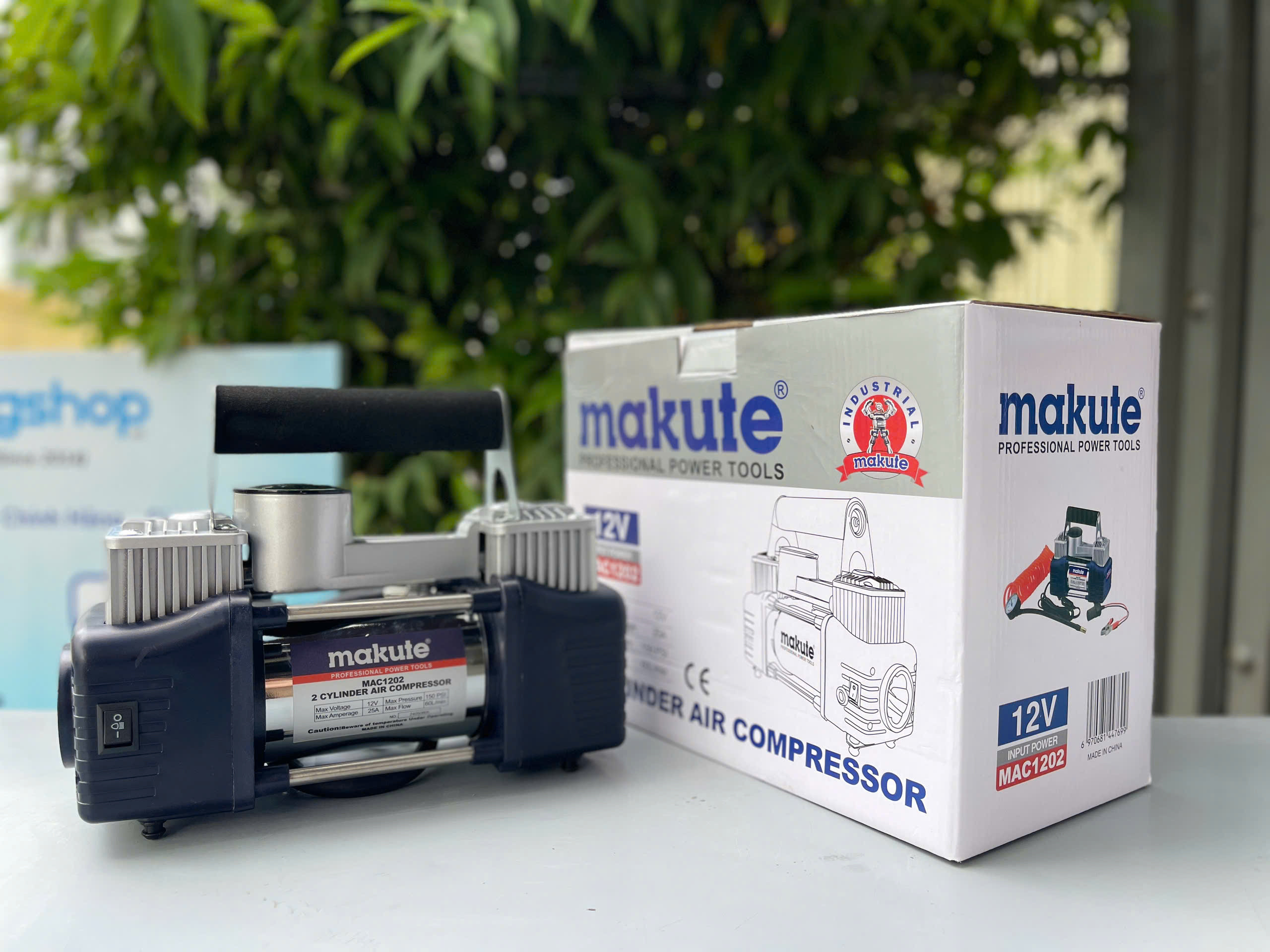 Bơm lốp xe hơi Makute, 2 xi lanh MAC1202
