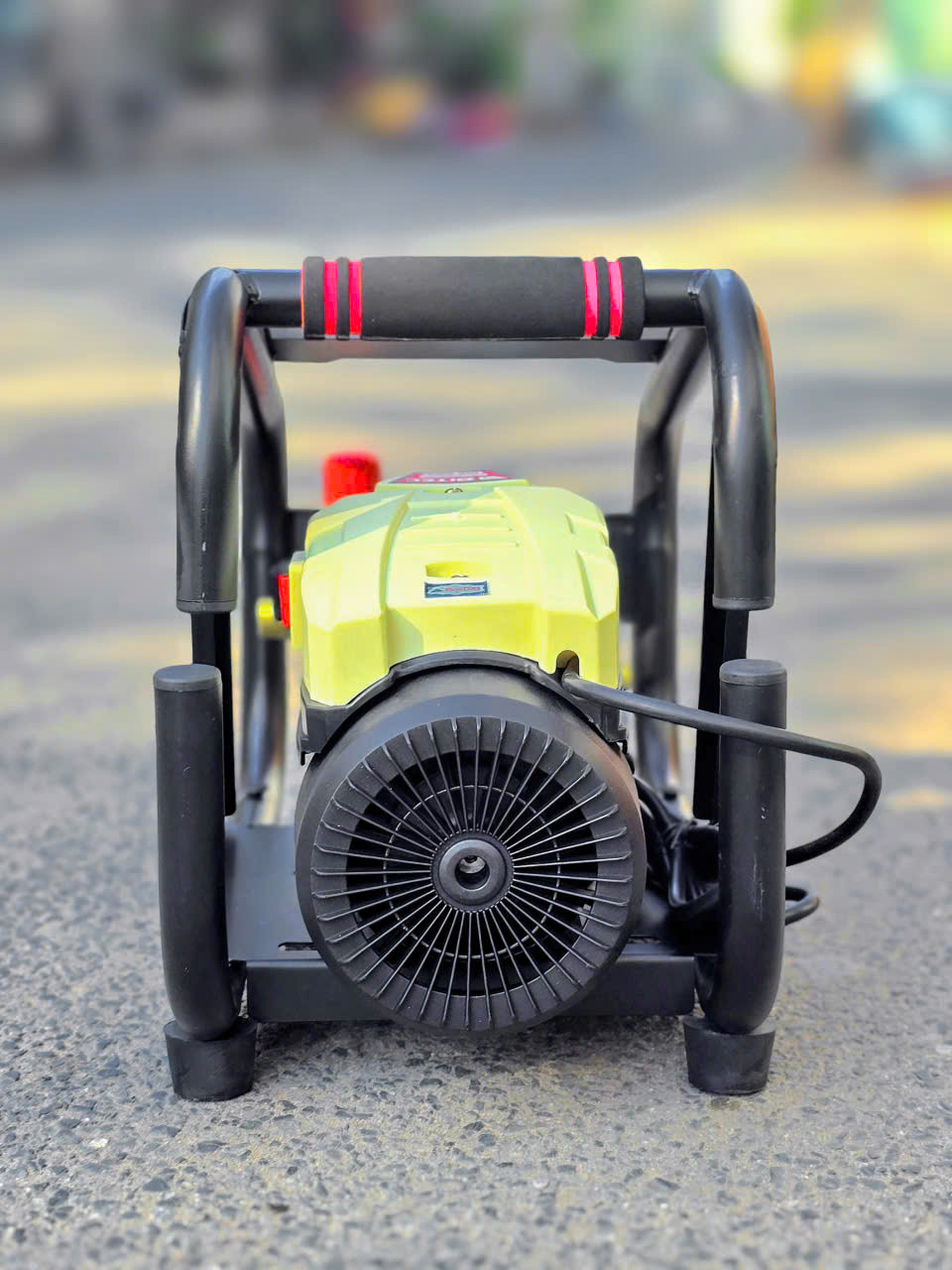 Máy rửa xe áp lực cao BITEC, 3800W – Áp Lực Mạnh 180 Bar BT3814 