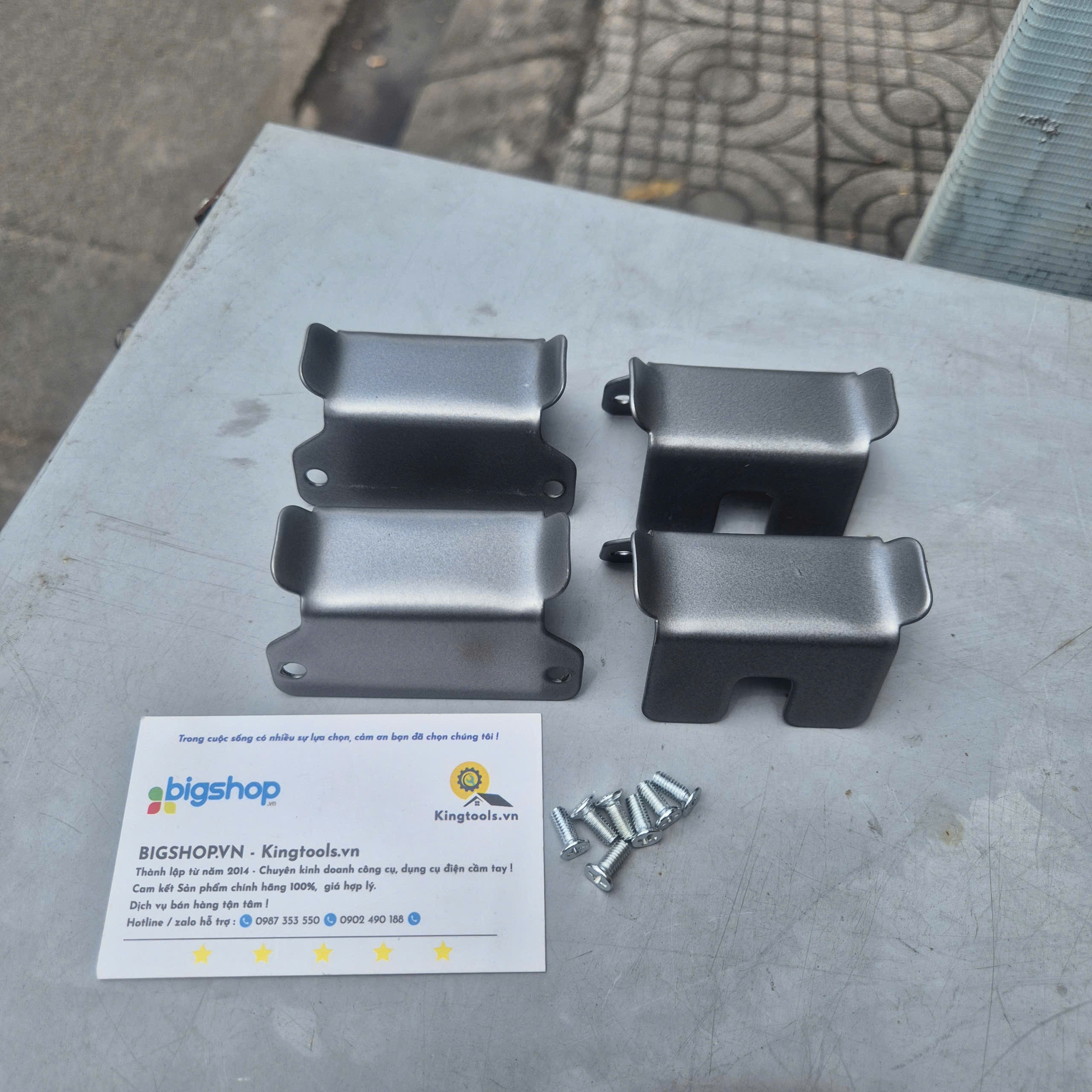 Máy sạc bình điện ắc quy TOTAL TBC1601