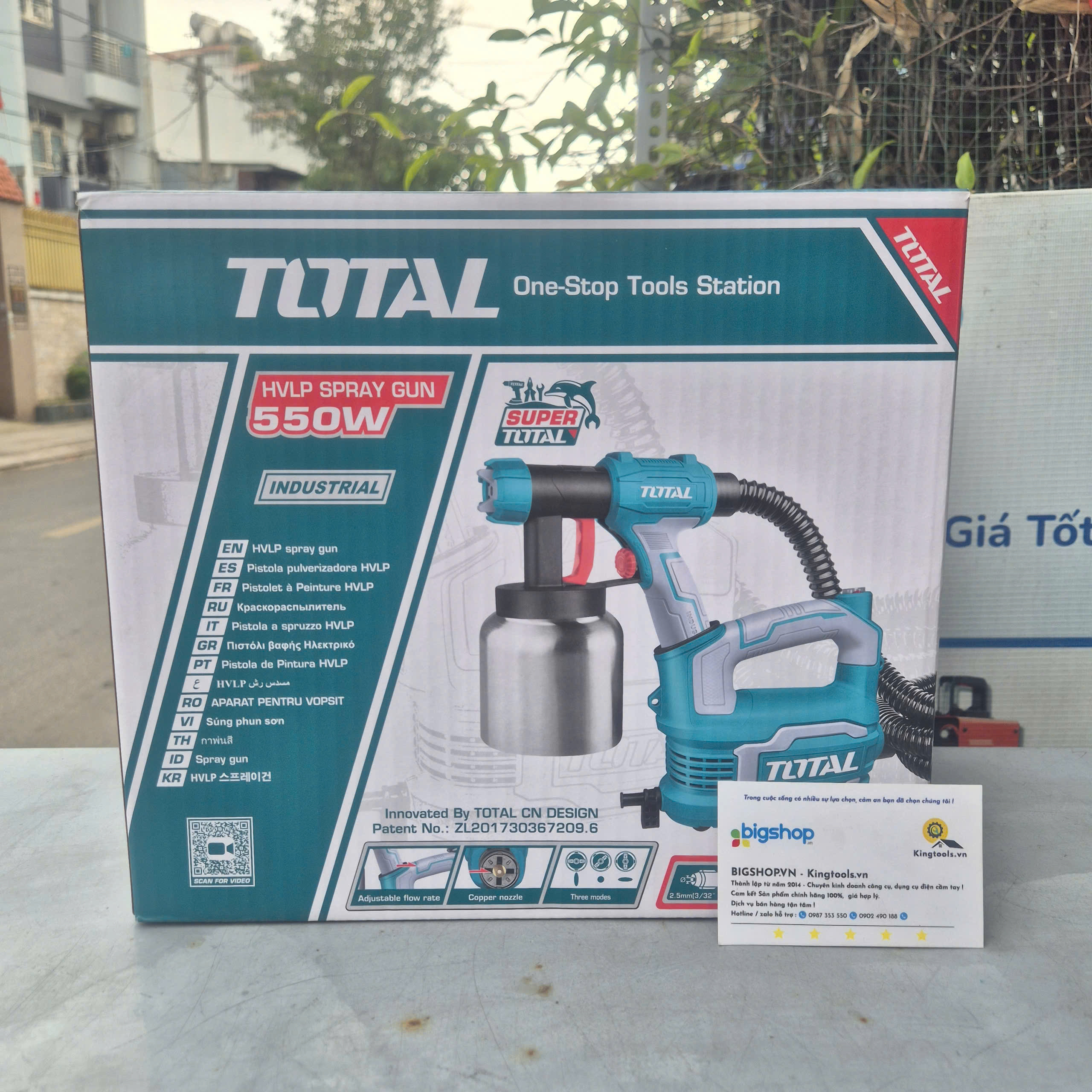 Máy phun sơn điện Total  TT5006-2 550W, bình nhôm 800ml