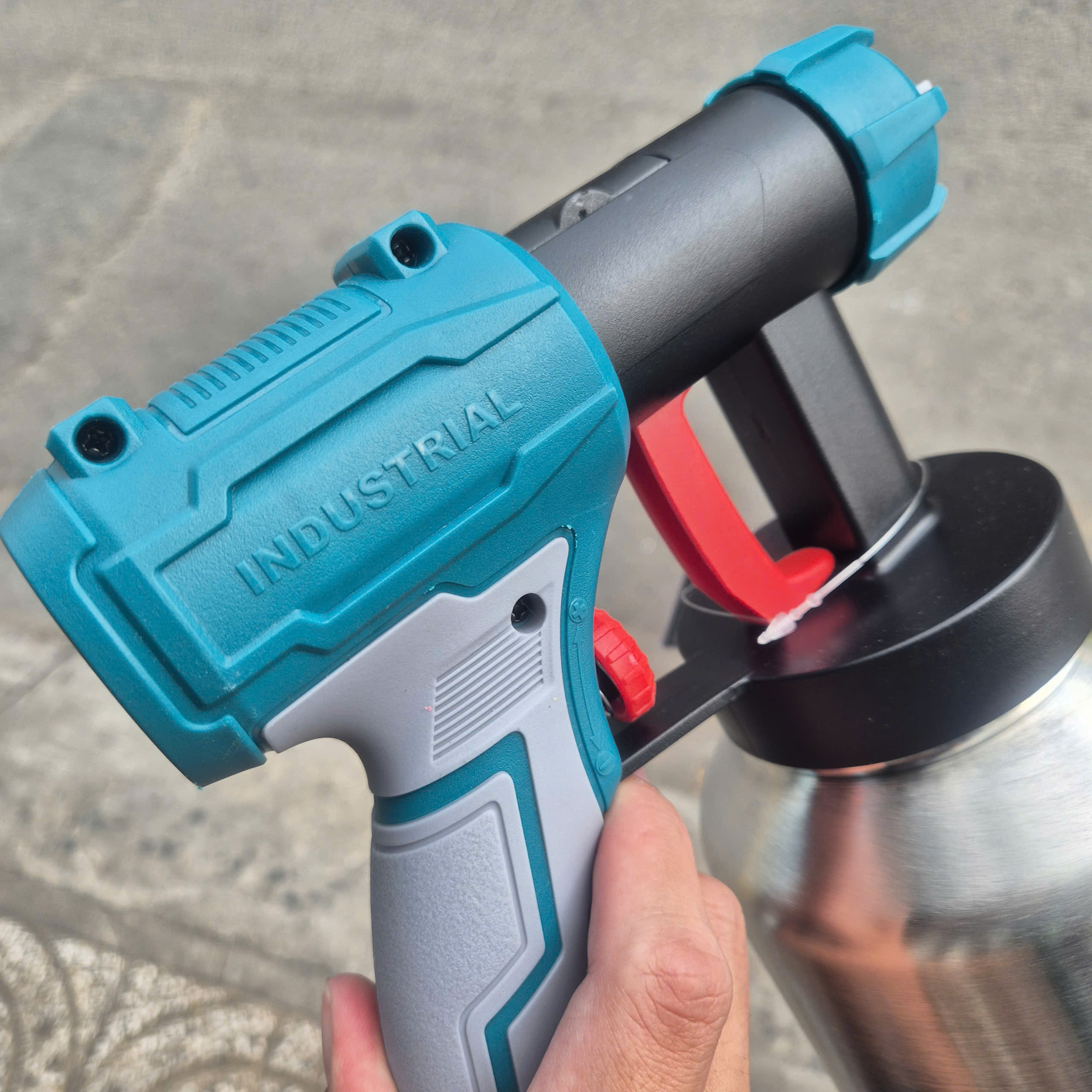 Máy phun sơn điện Total  TT5006-2 550W, bình nhôm 800ml