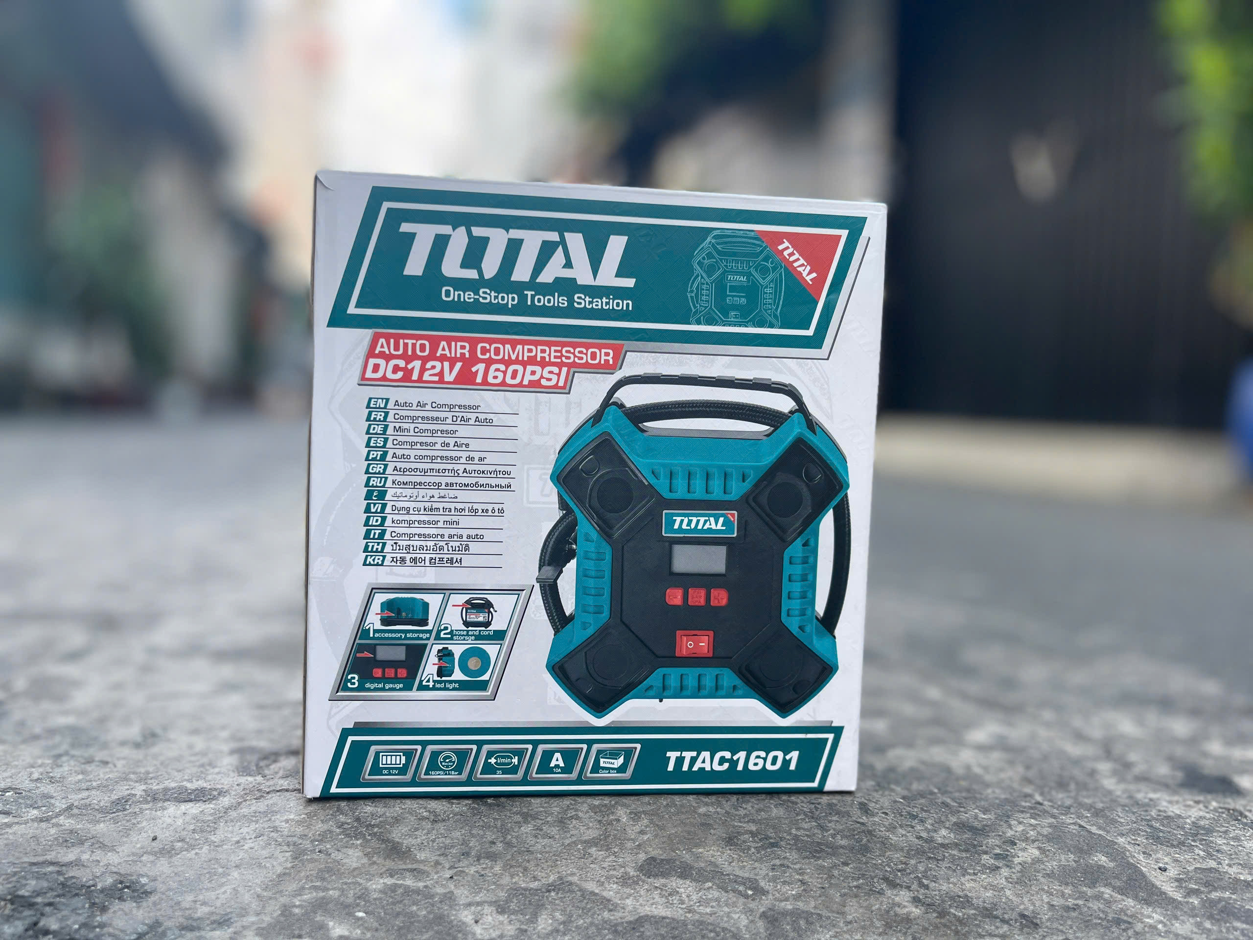 Máy bơm hơi ô tô Total TTAC1601, dùng nguồn 12V 