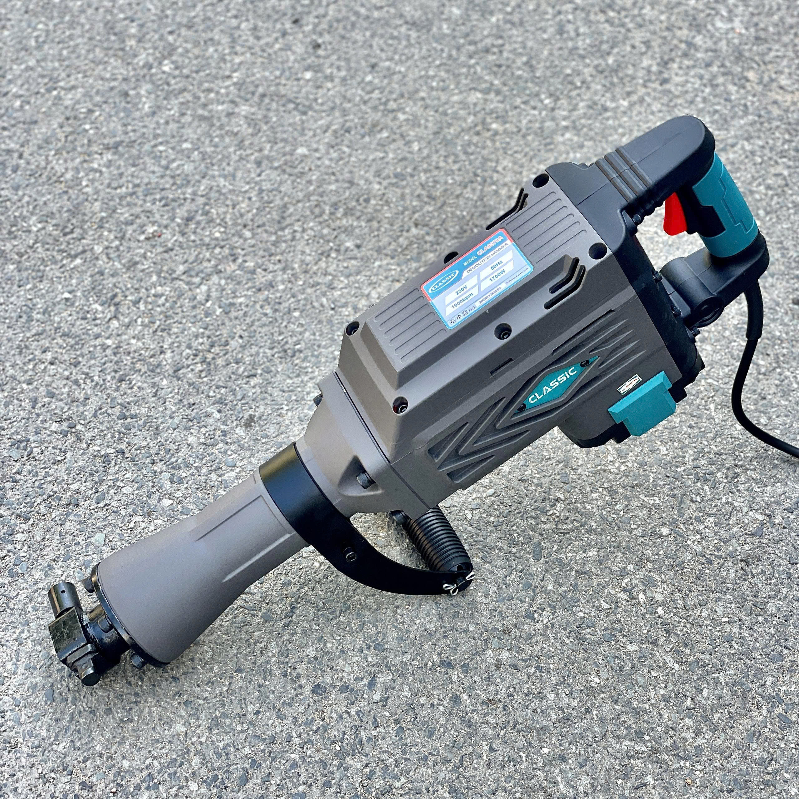 Máy đục bê tông 30Ly CLASSIC CLA8079A, CS 1700W