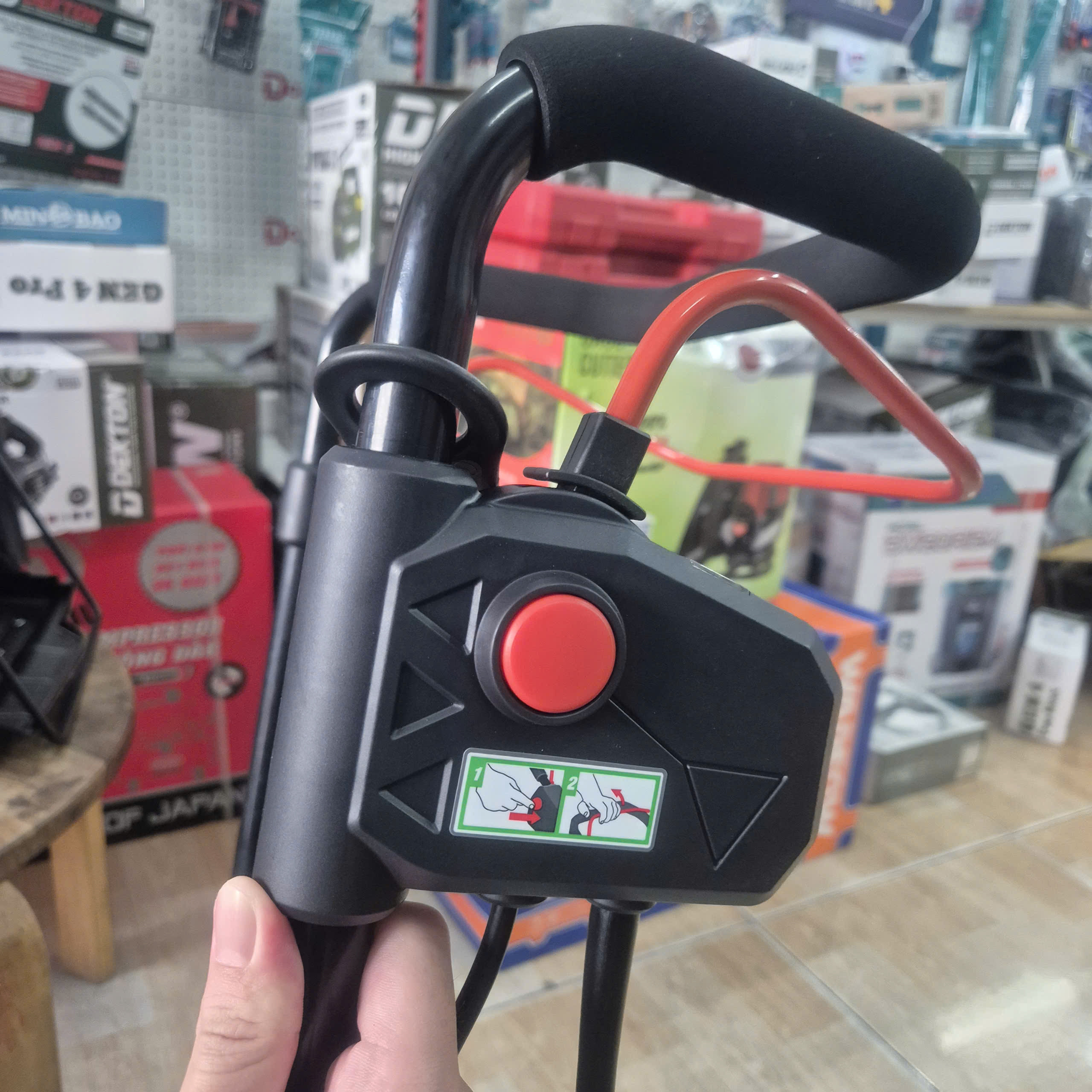 Máy cắt cỏ đẩy MAKITA ELM4120 (dùng điện)