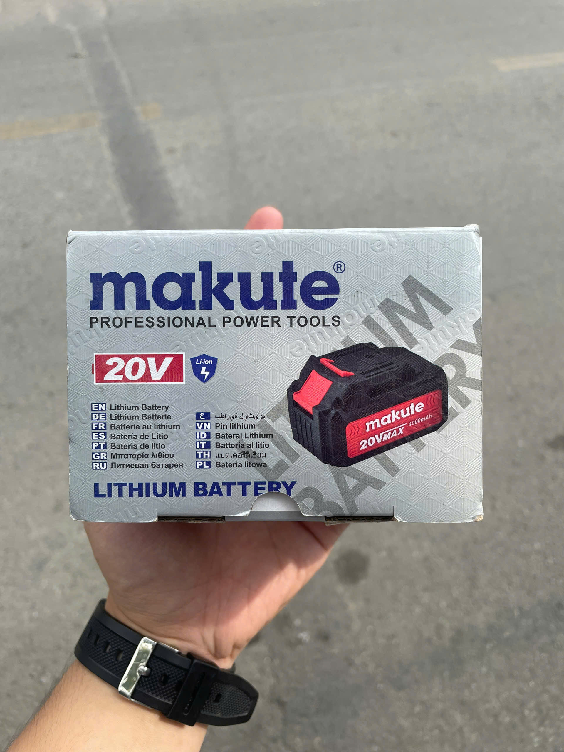 Pin 20V/4AH Makute 5420-40C (Chân pin Makita)