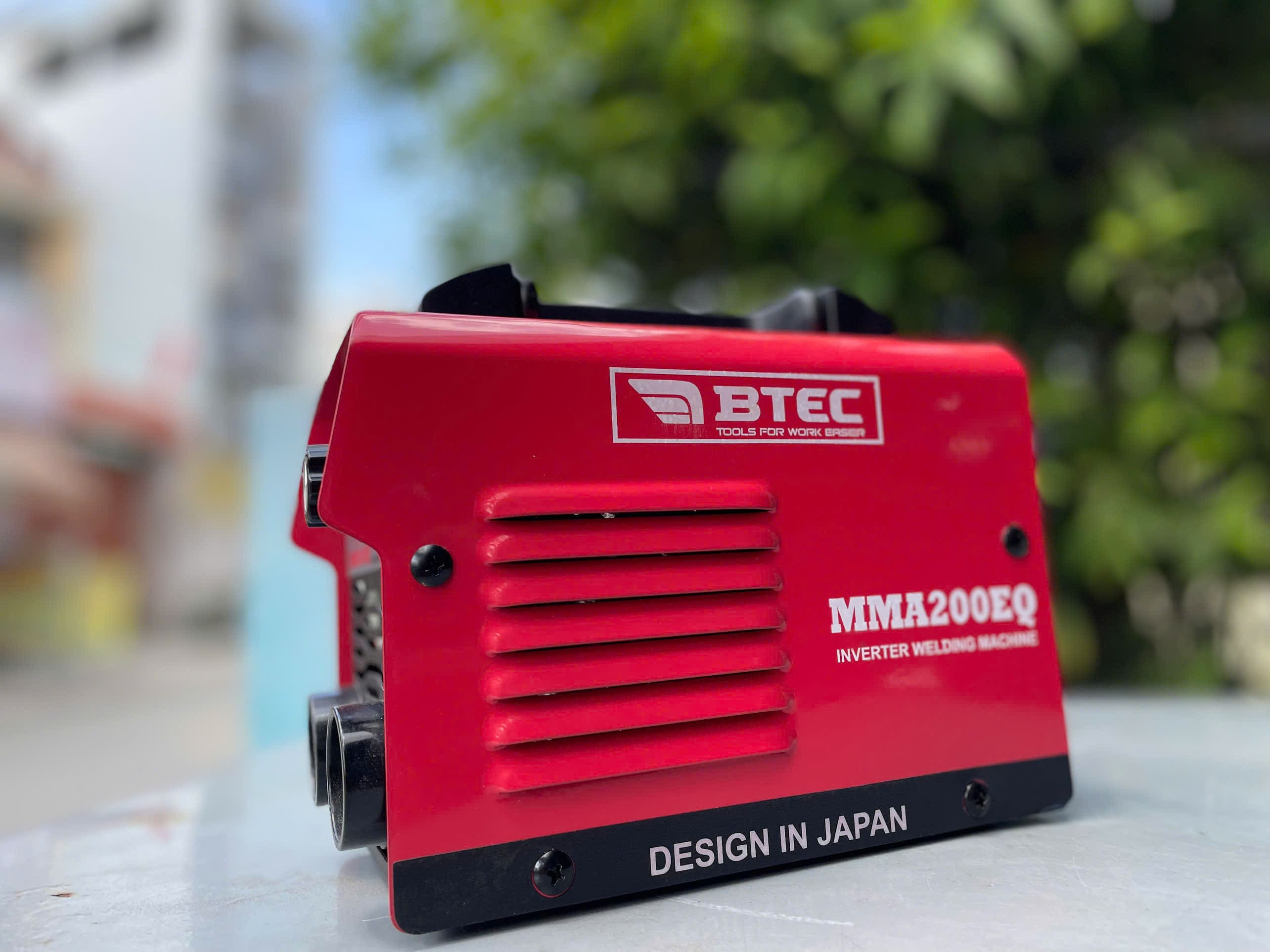 Máy hàn Inverter BTEC MMA200EQ, chuyên hàn que 2.5ly