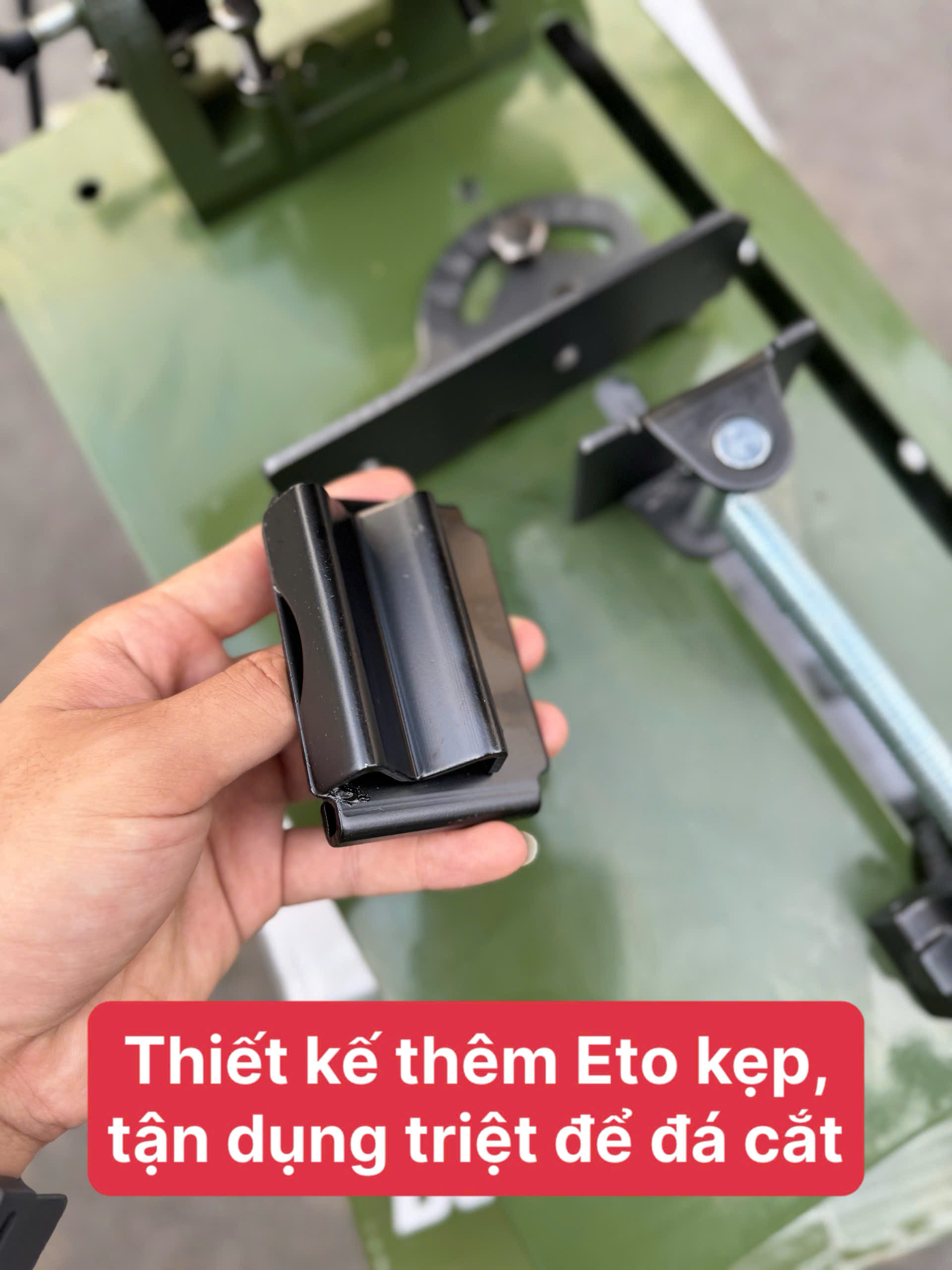 Máy Cắt Sắt DEKTON 2700W DK-CS2700XPROMAX – Bền Bỉ, Cắt Chuẩn Xác