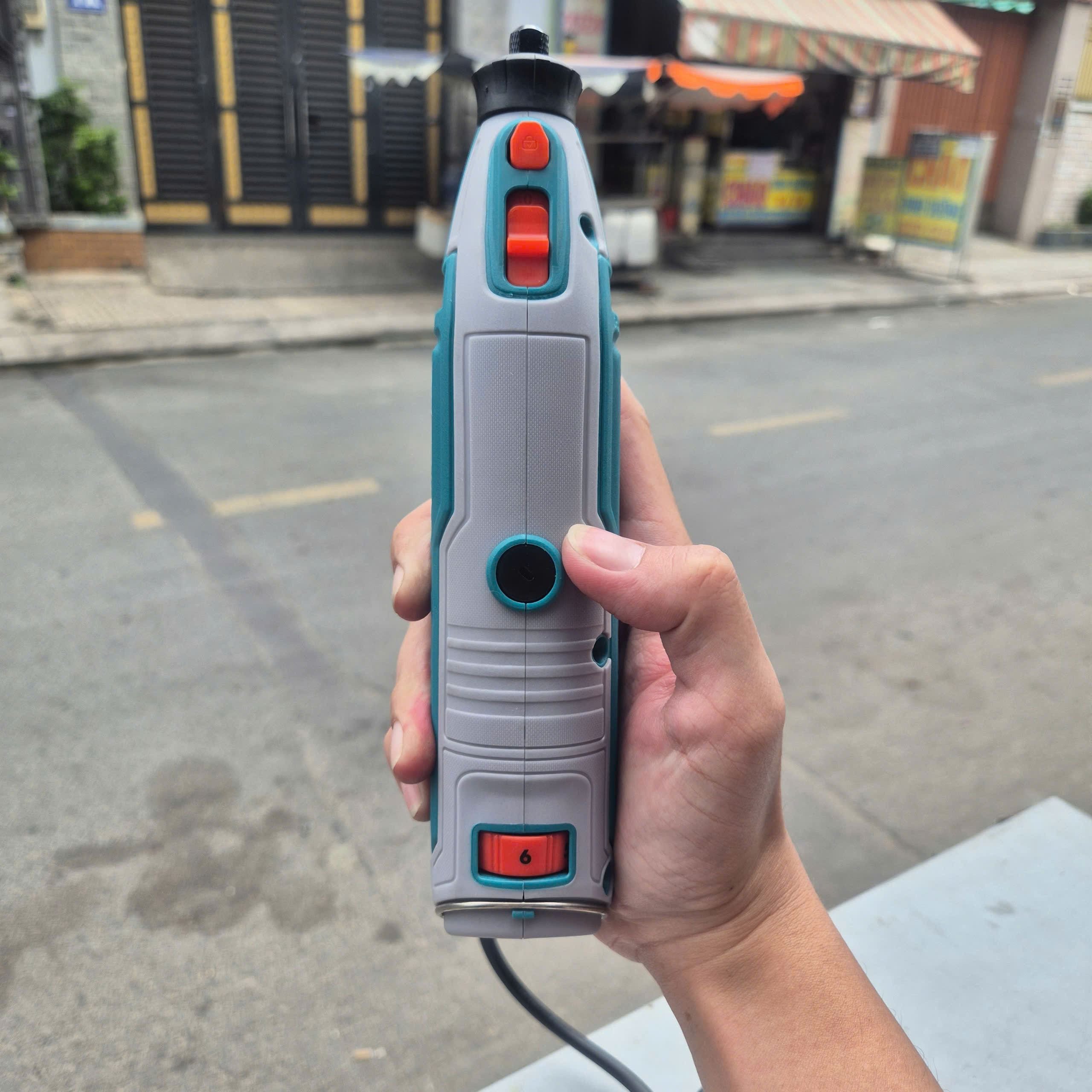 Máy mài khuôn mini Total TG513326