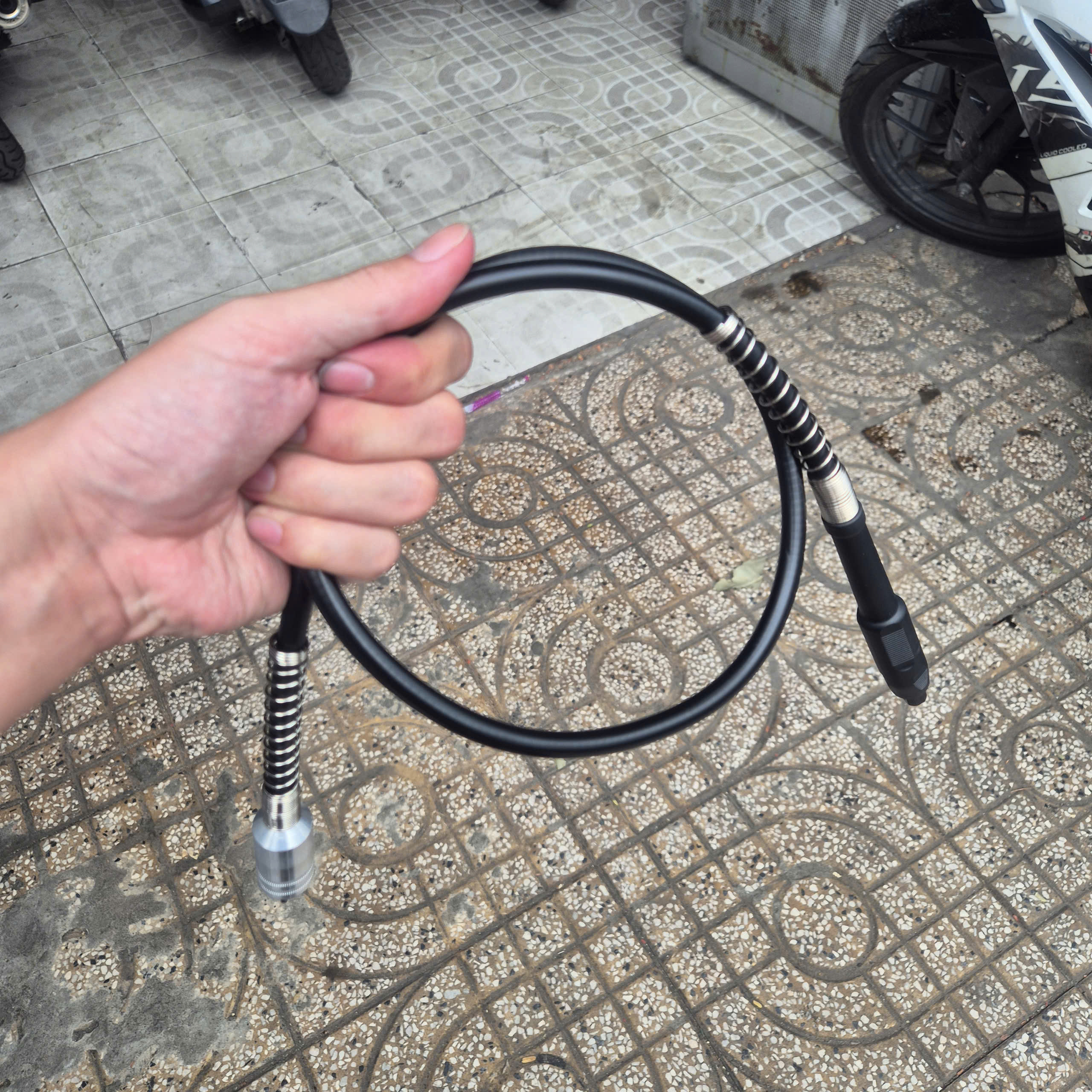 Máy mài khuôn mini Total TG513326