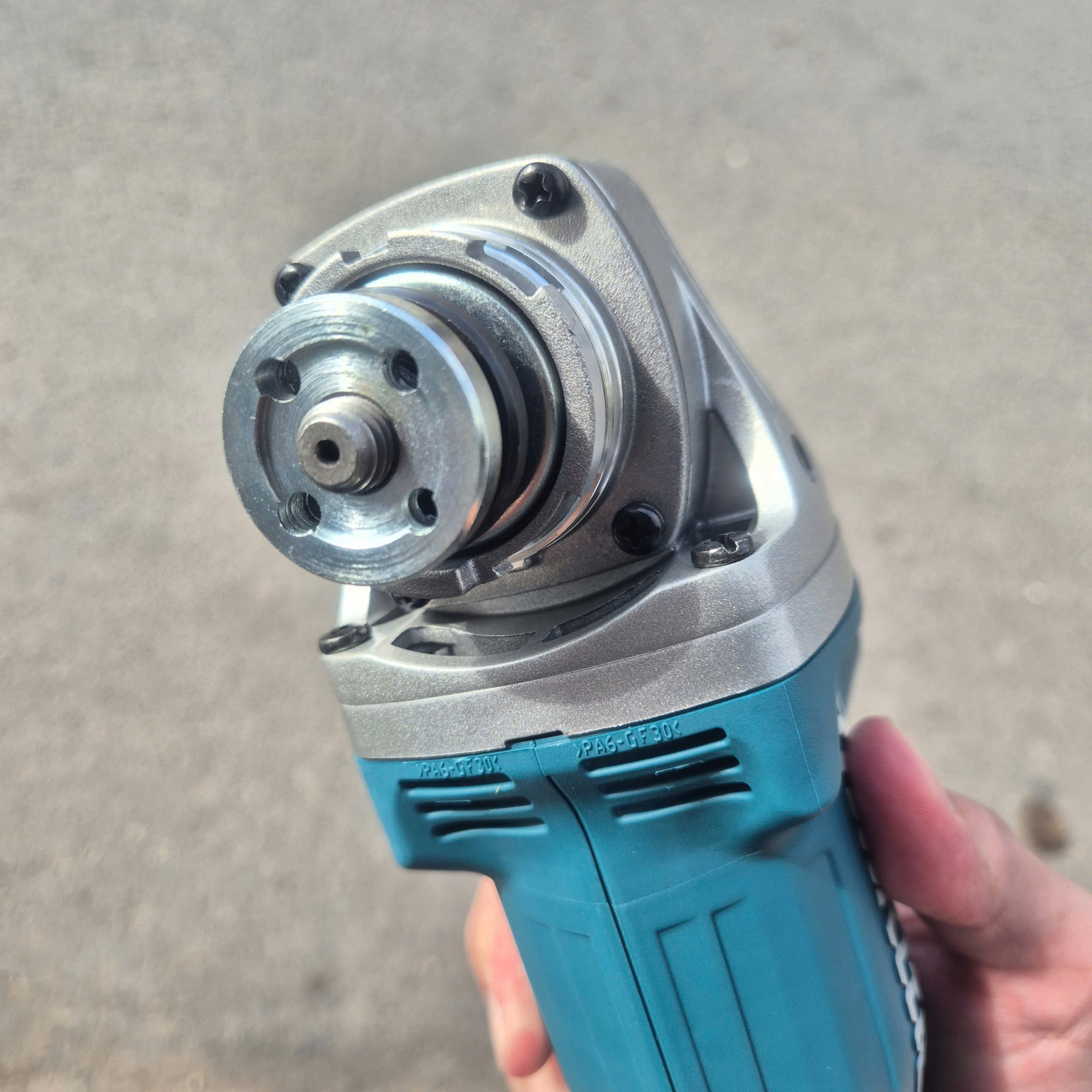 Máy mài góc dùng pin 18V MAKITA DGA404Z / DGA404RTJ2 (Đĩa 100mm)