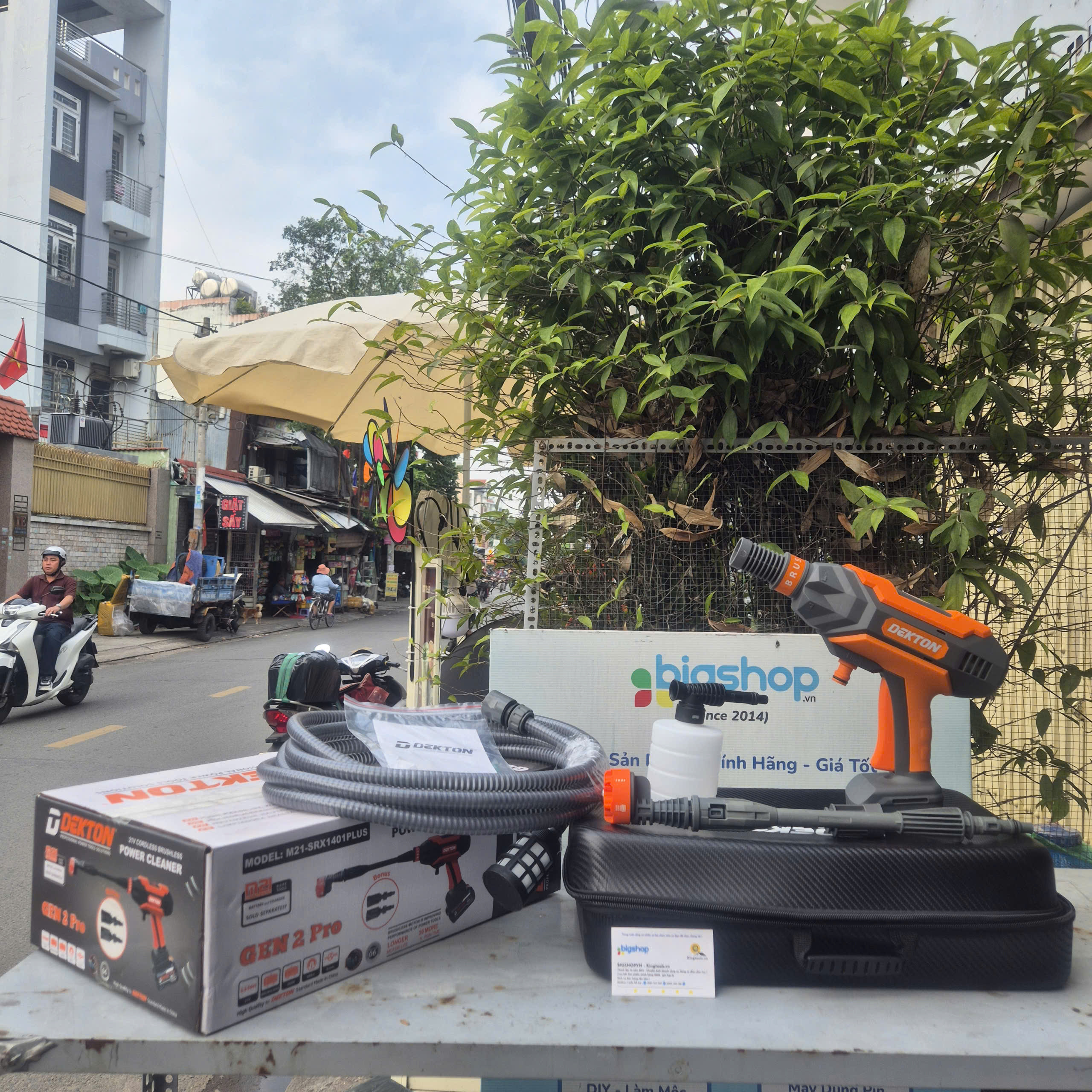 Máy rửa xe pin DEKTON M21-SRX1401PLUS  ( thân máy )