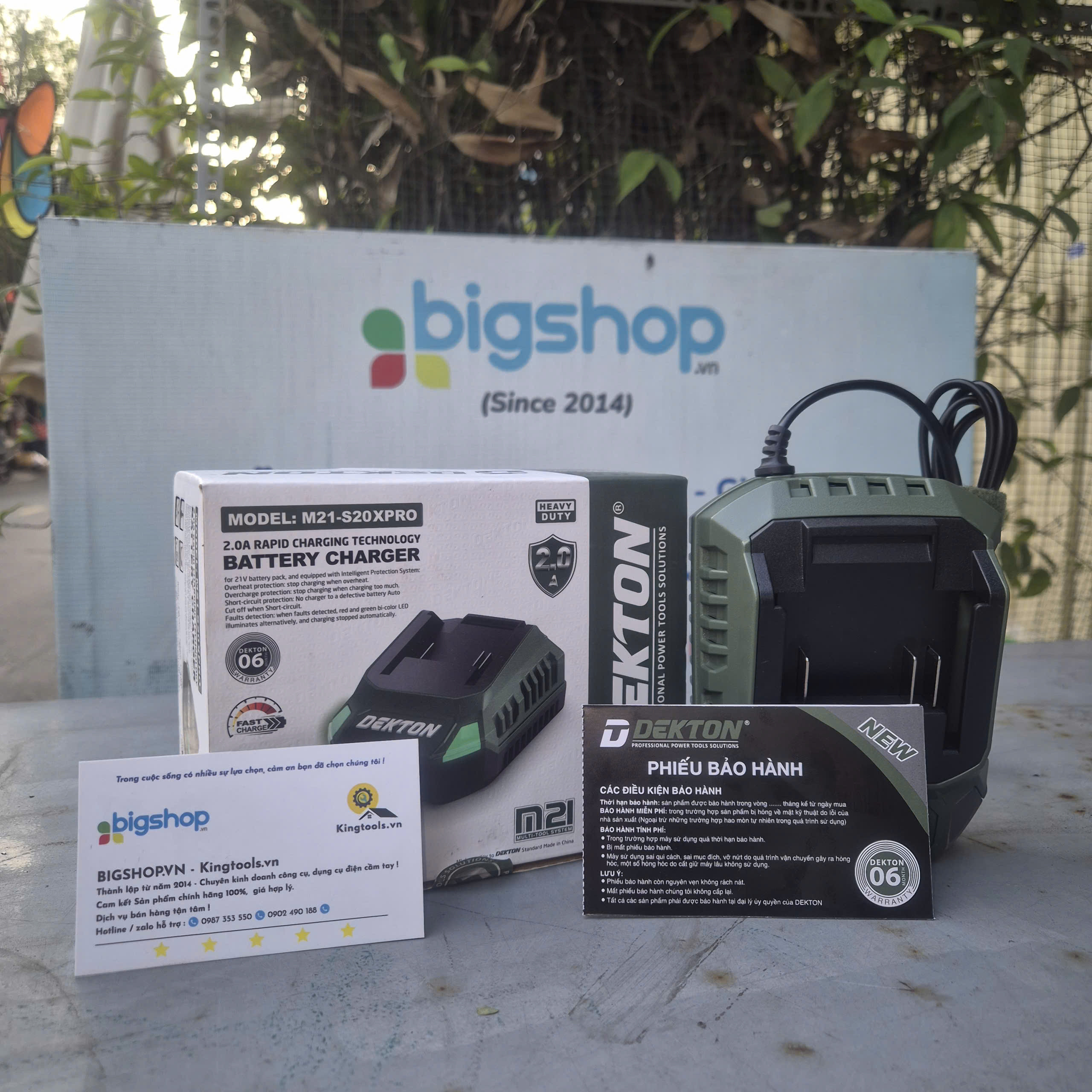 Sạc pin Dekton M21-S20XPRO 21V, 2.0Ah
