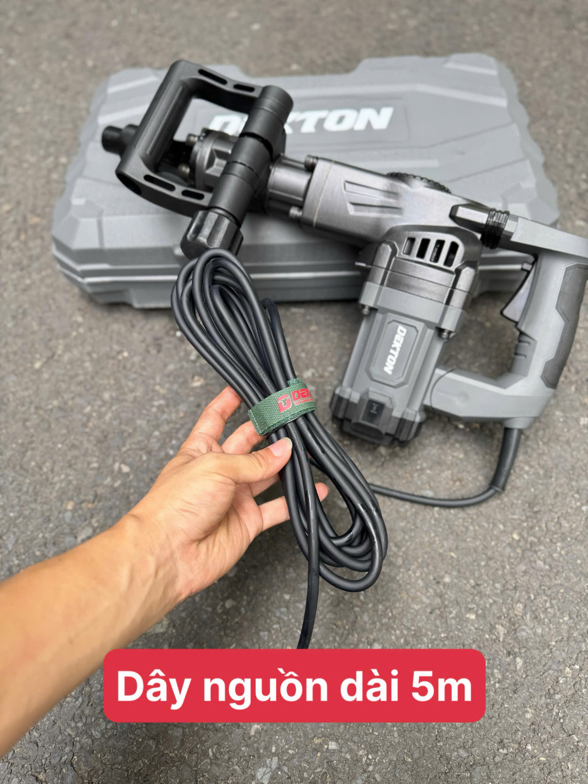Máy đục bê tông Dekton DK-DH3505PRO (Màu Xám) , CS 1500W, chống rung, mũi 17mm