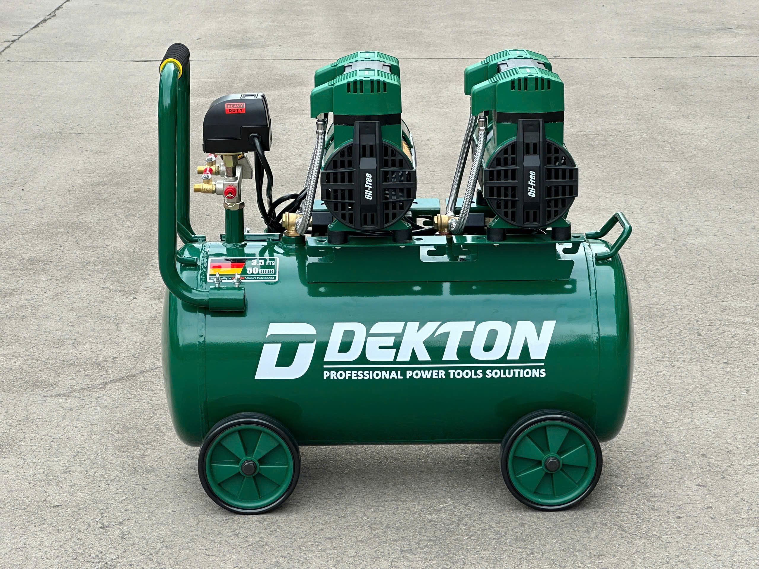 Máy nén khí không dầu 3.0Hp Dekton DK-AC3950PRO, 50 LÍT, 3.5HP