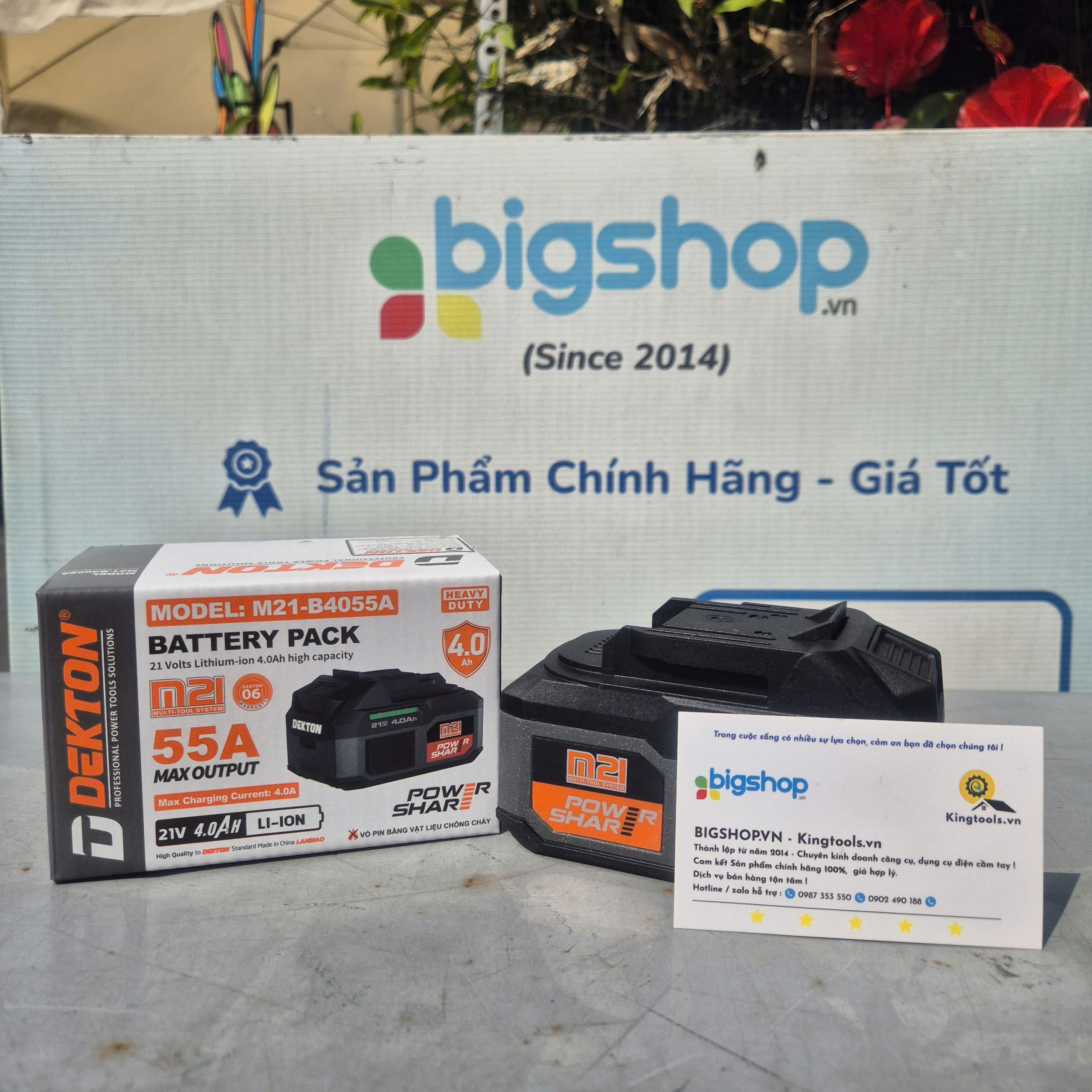 Pin Dekton 21V 4.0Ah M21-B4055A ( xanh, xám) 55A