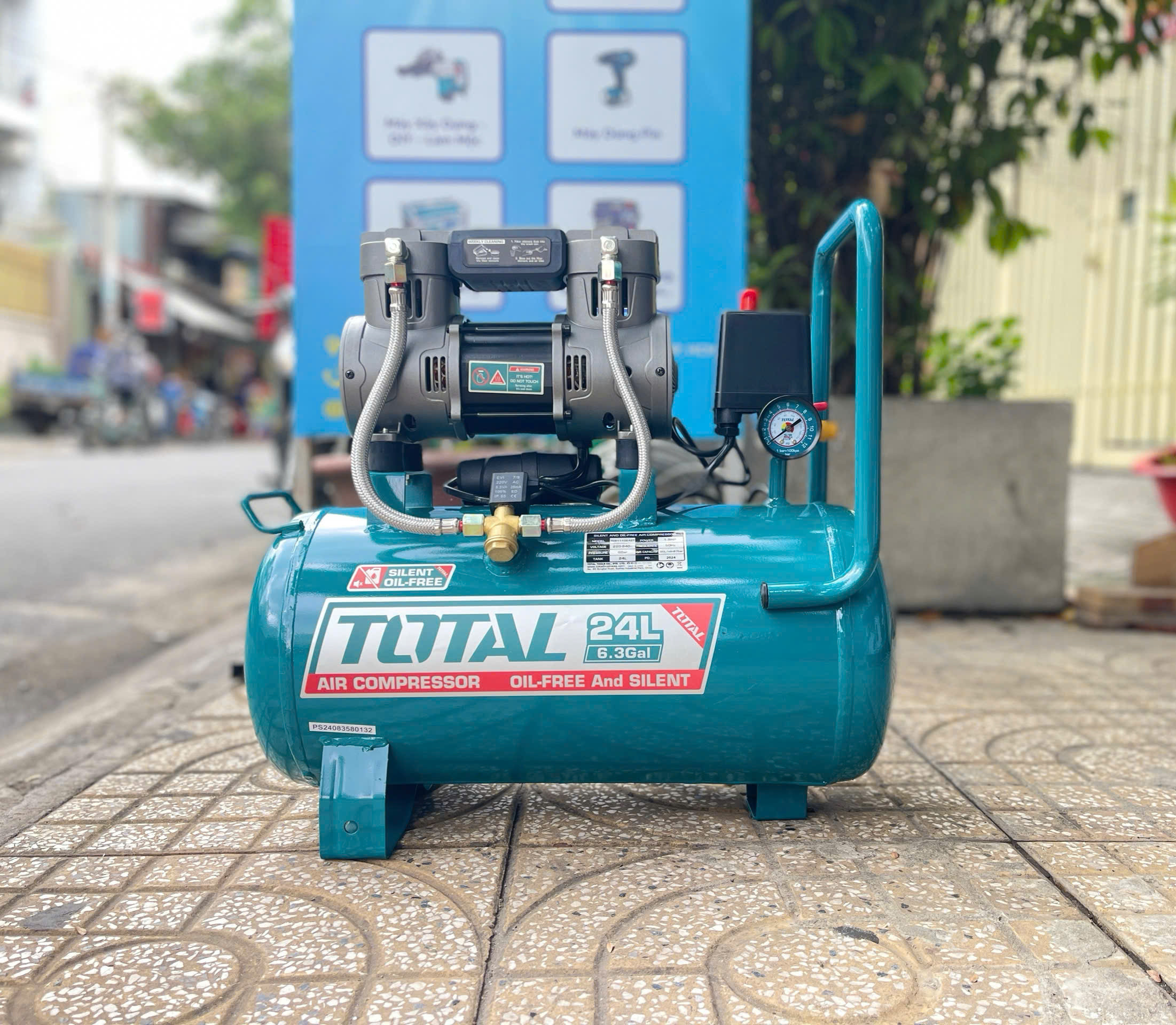 Máy nén khí không dầu Total TCS1110242T, 24L, CS 1100W