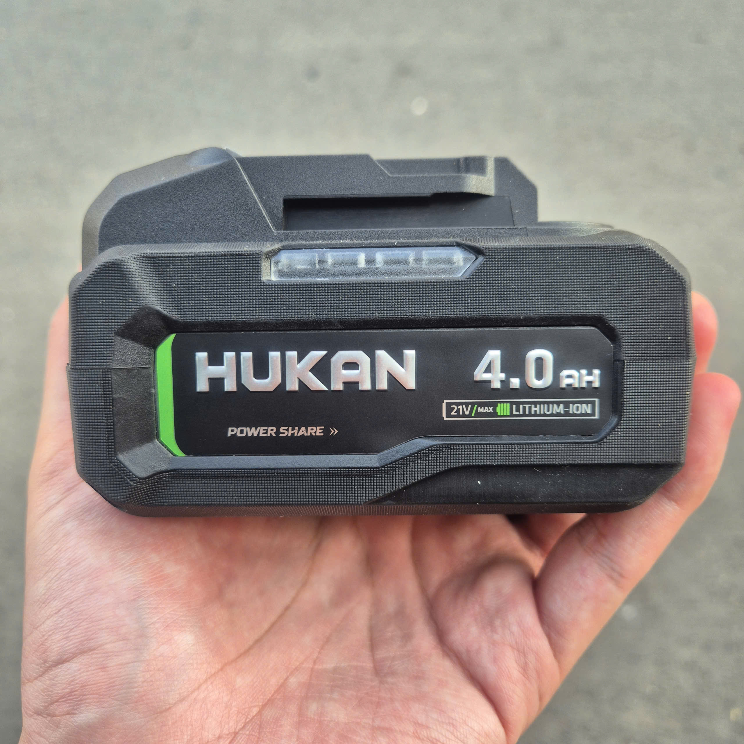 Bộ pin 4.0Ah và sạc 1.5Ah (Gen 2) HUKAN CB-FX4000