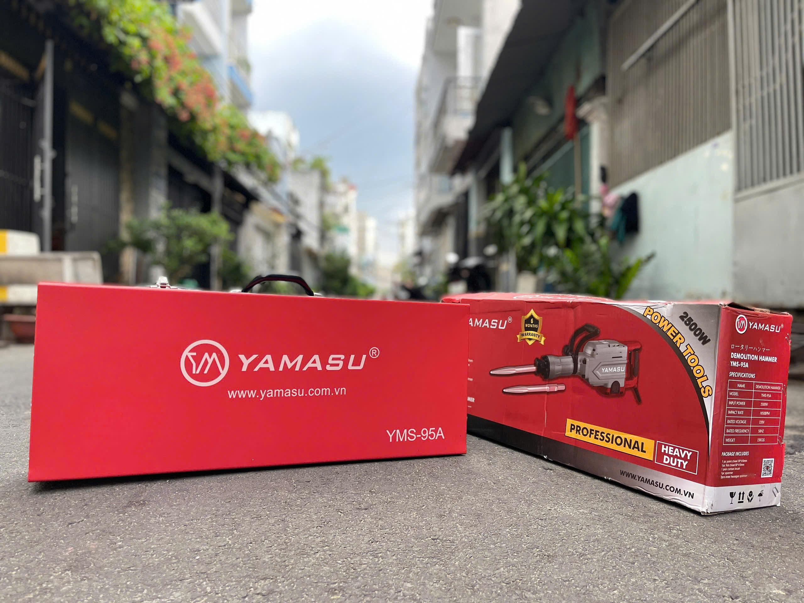 Máy đục phá bê tông Yamasu YMS-95A