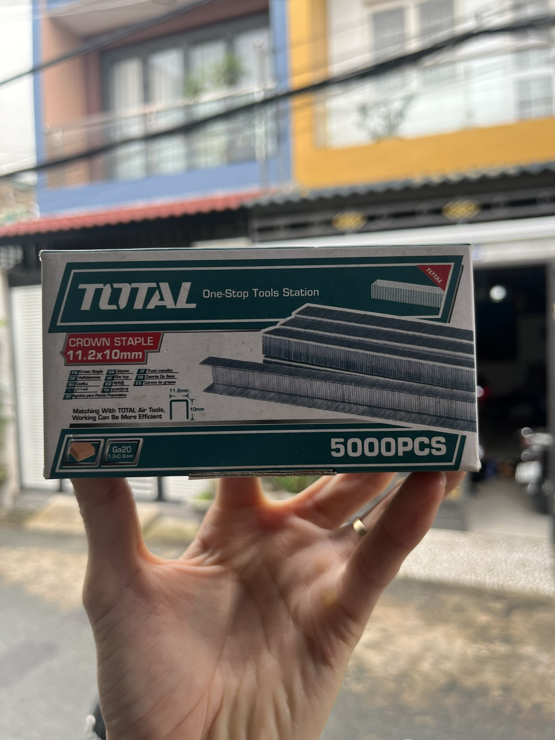 Đinh U 6- 13mm Total TAC920132 ( 5000 cái/hộp)