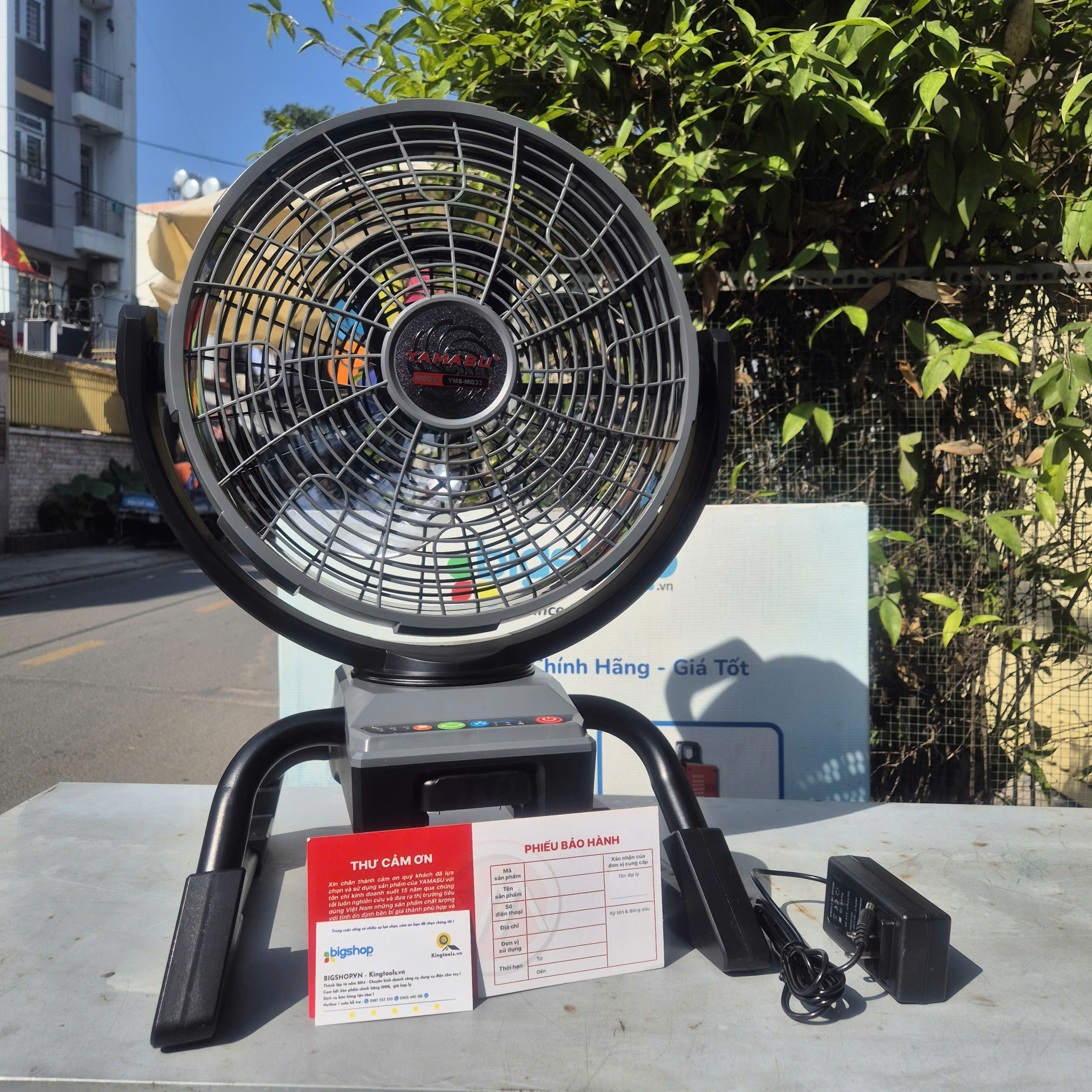 Quạt tích điện dùng pin Yamasu YMS –MQ33