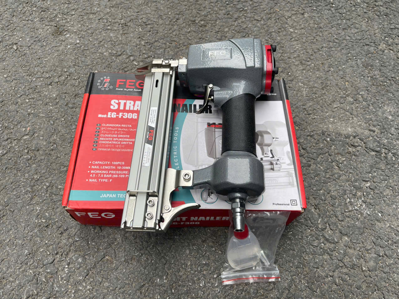 Máy bắn đinh T (F) chạy hơi FEG EG-F30G, 3Ccm