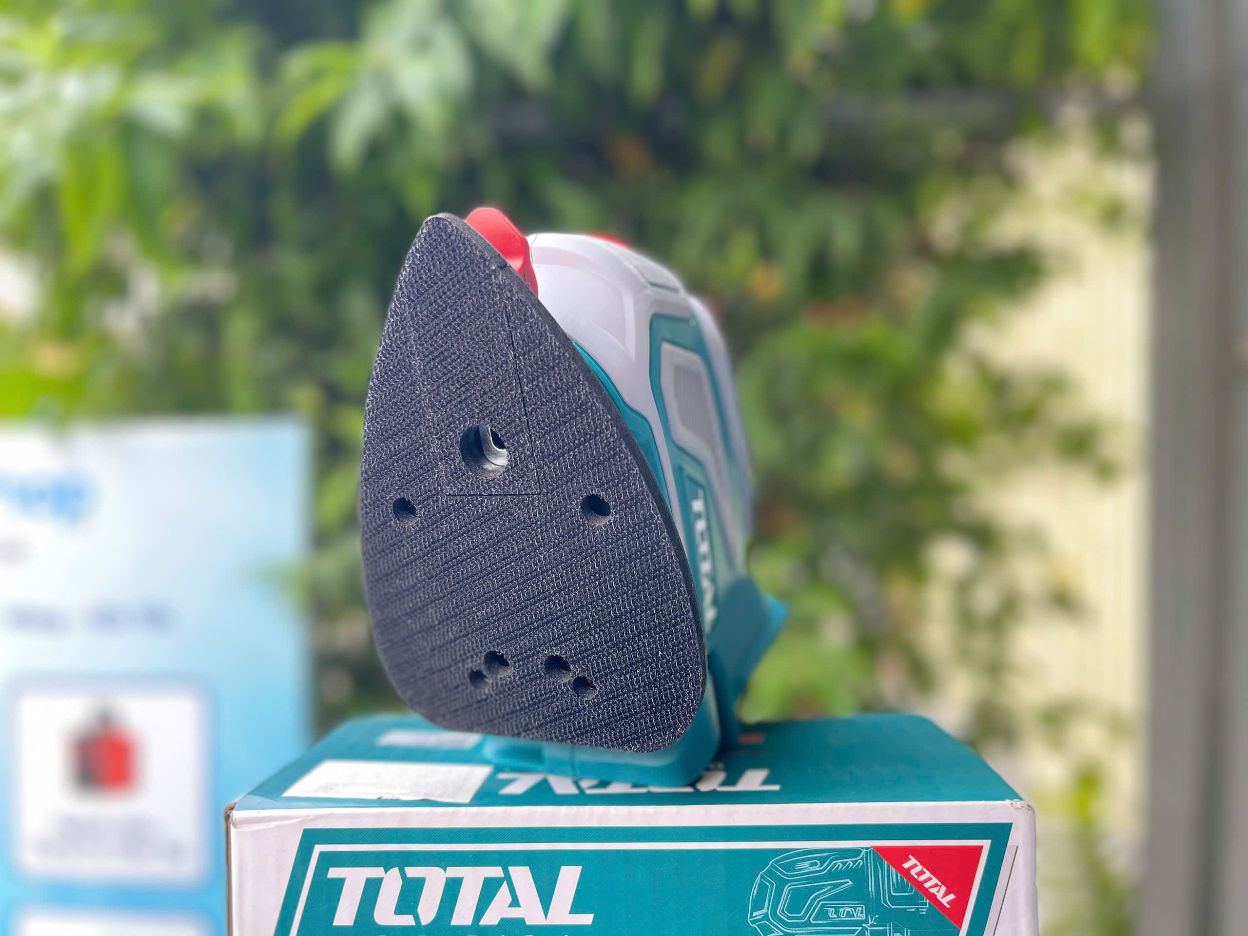 Máy chà nhám dùng pin 125mm Total TDSLI2051 20V