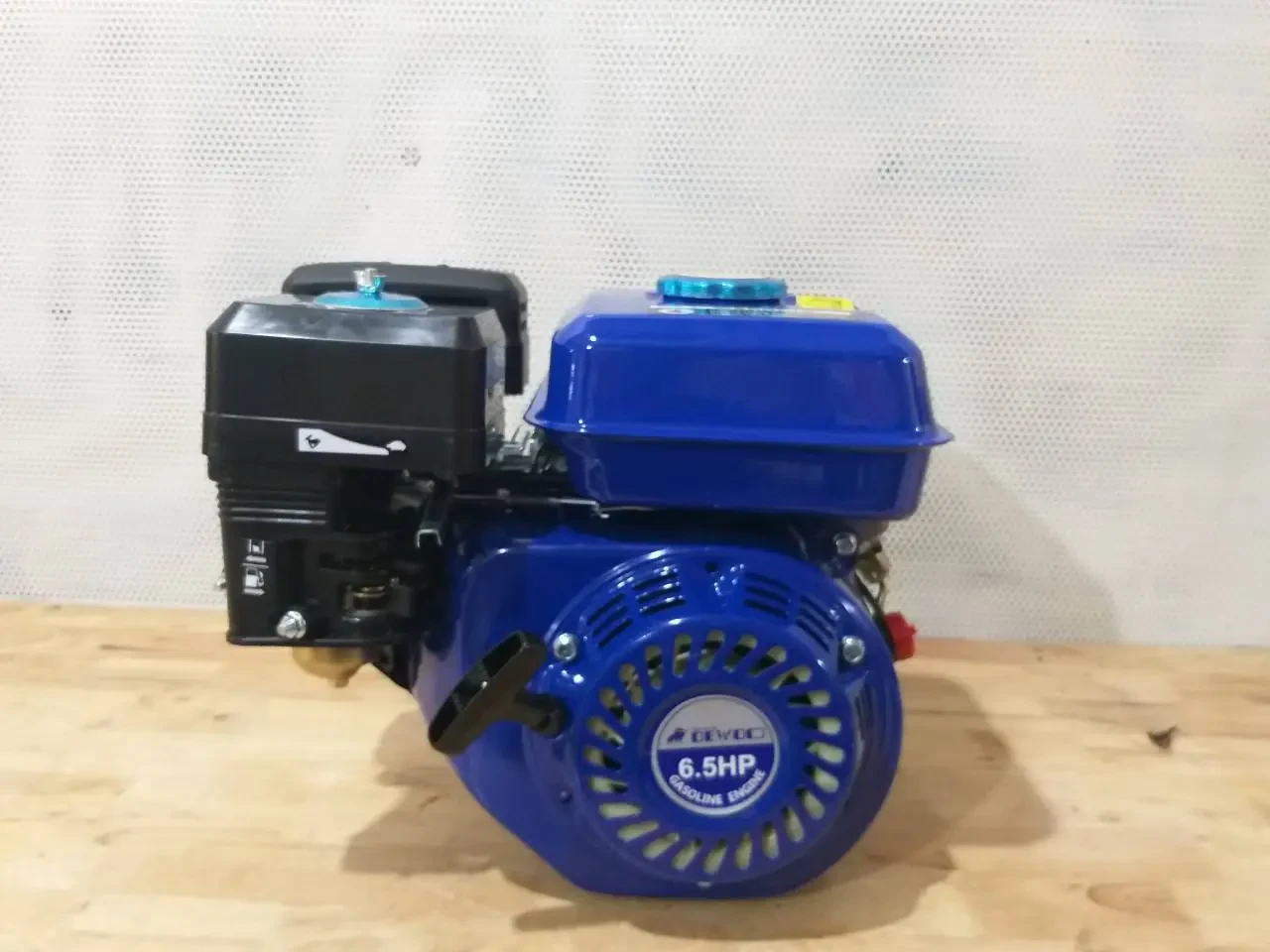 Máy nổ chạy bằng xăng 6.5HP DEWOO DW-6.5HP