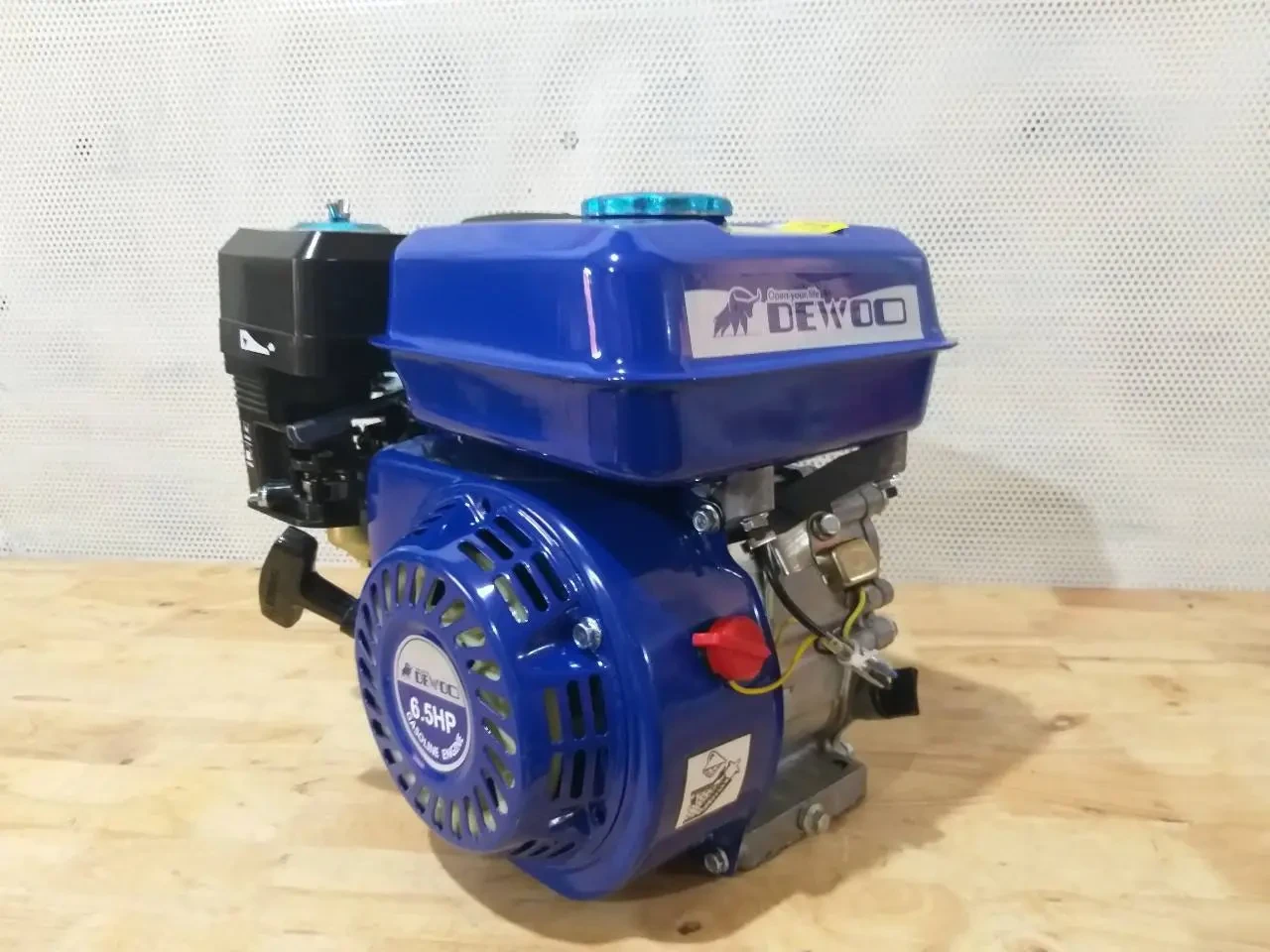 Máy nổ chạy bằng xăng 6.5HP DEWOO DW-6.5HP