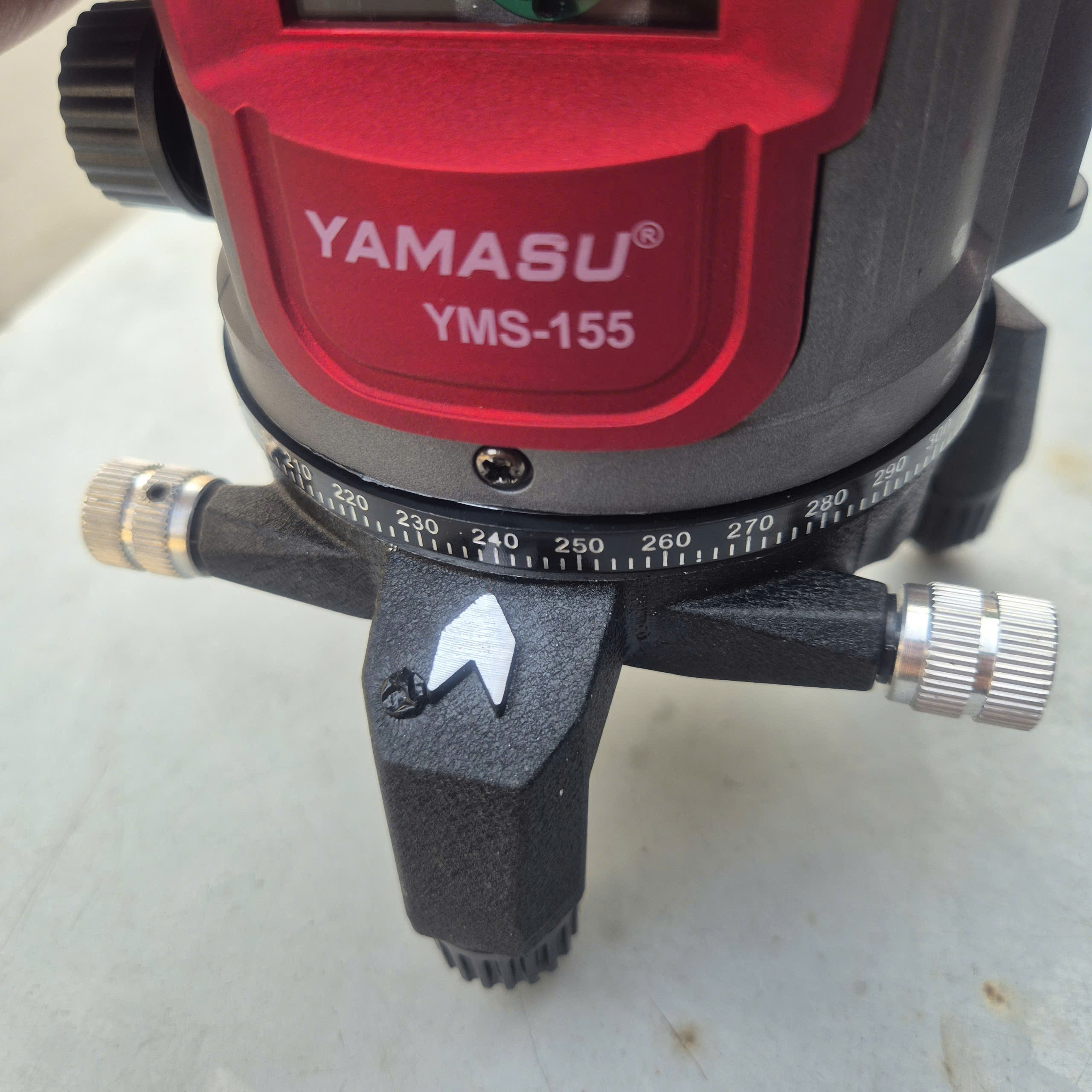 Máy laser cân bằng 5 tia xanh Yamasu YMS-155G2