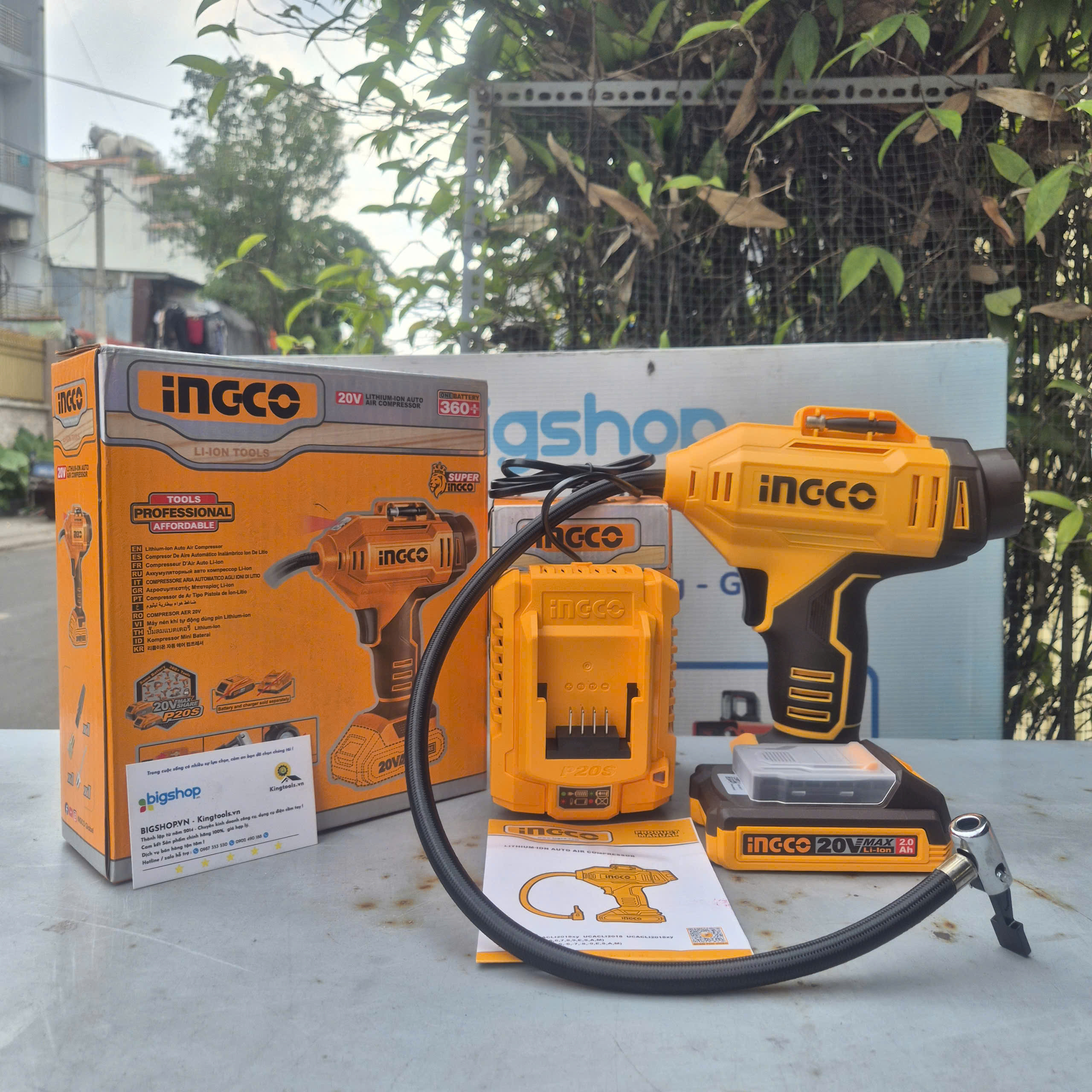 Dụng cụ bơm và kiểm tra lốp xe ô tô dùng pin Lithium 20V INGCO CACLI2018