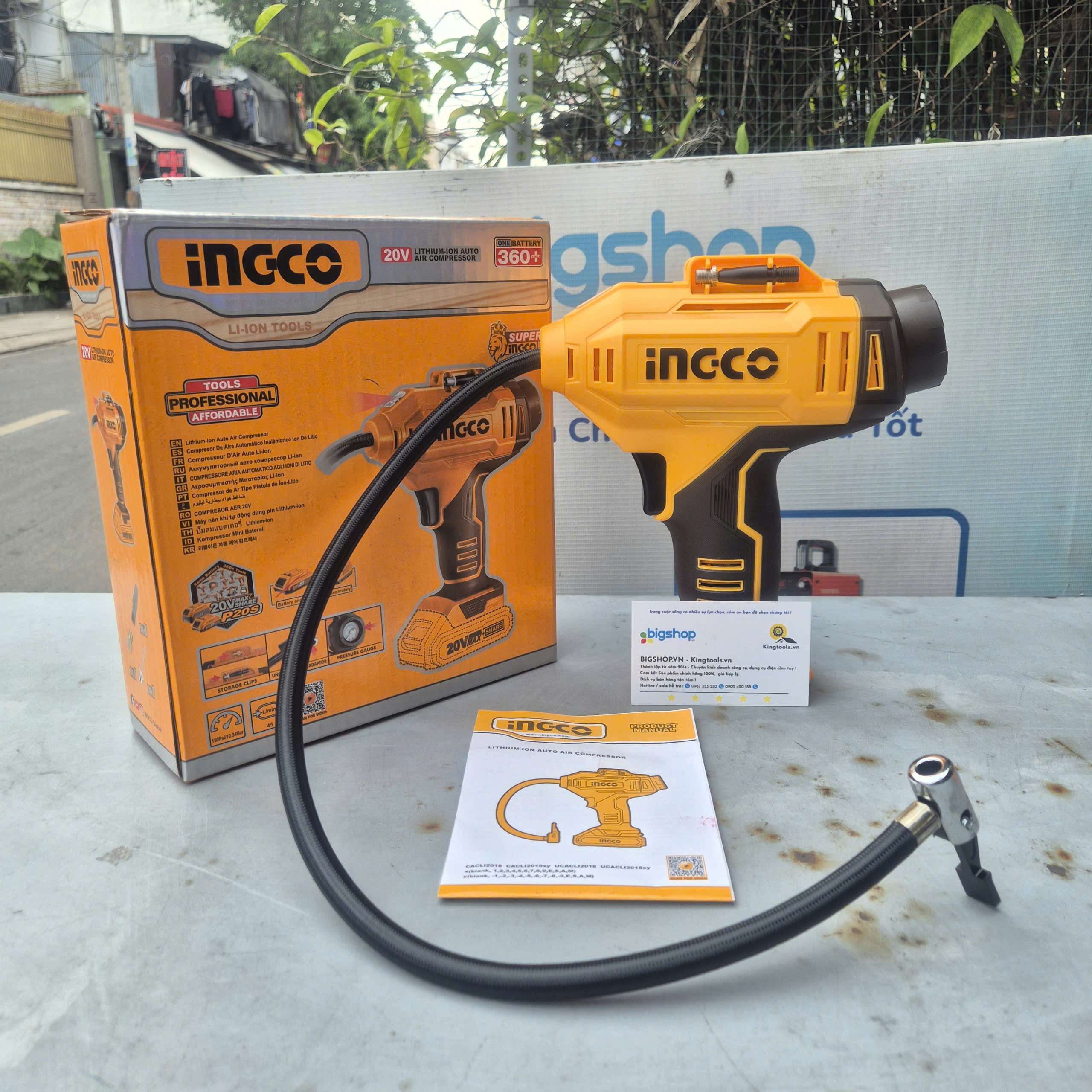 Dụng cụ bơm và kiểm tra lốp xe ô tô dùng pin Lithium 20V INGCO CACLI2018