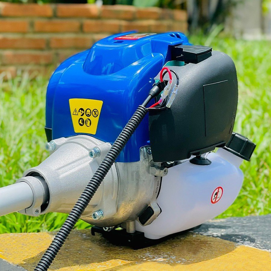 Máy cắt cỏ 4 thì DEWOO DW35GX, CS 1KW