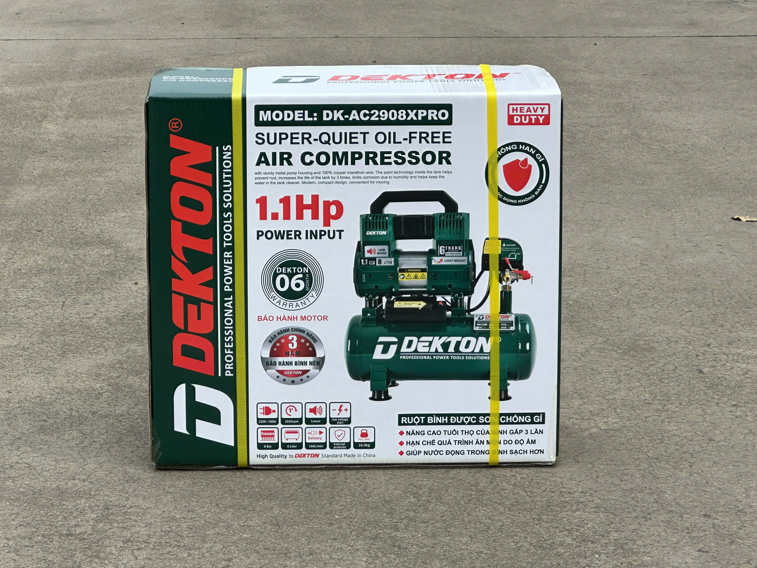 Máy Nén Khí Dekton, không dầu 8 lít, 1.1 HP DK-AC2908XPRO