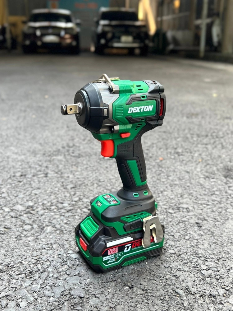 Máy Siết Bulong Dùng Pin Dekton M21-IW590 PLUS ( Chưa có pin và sạc)
