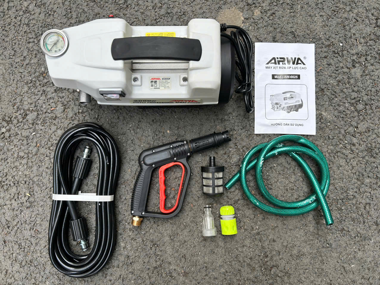 Máy rửa xe 2000W ARWA AW-6625 - Hàng chính hãng
